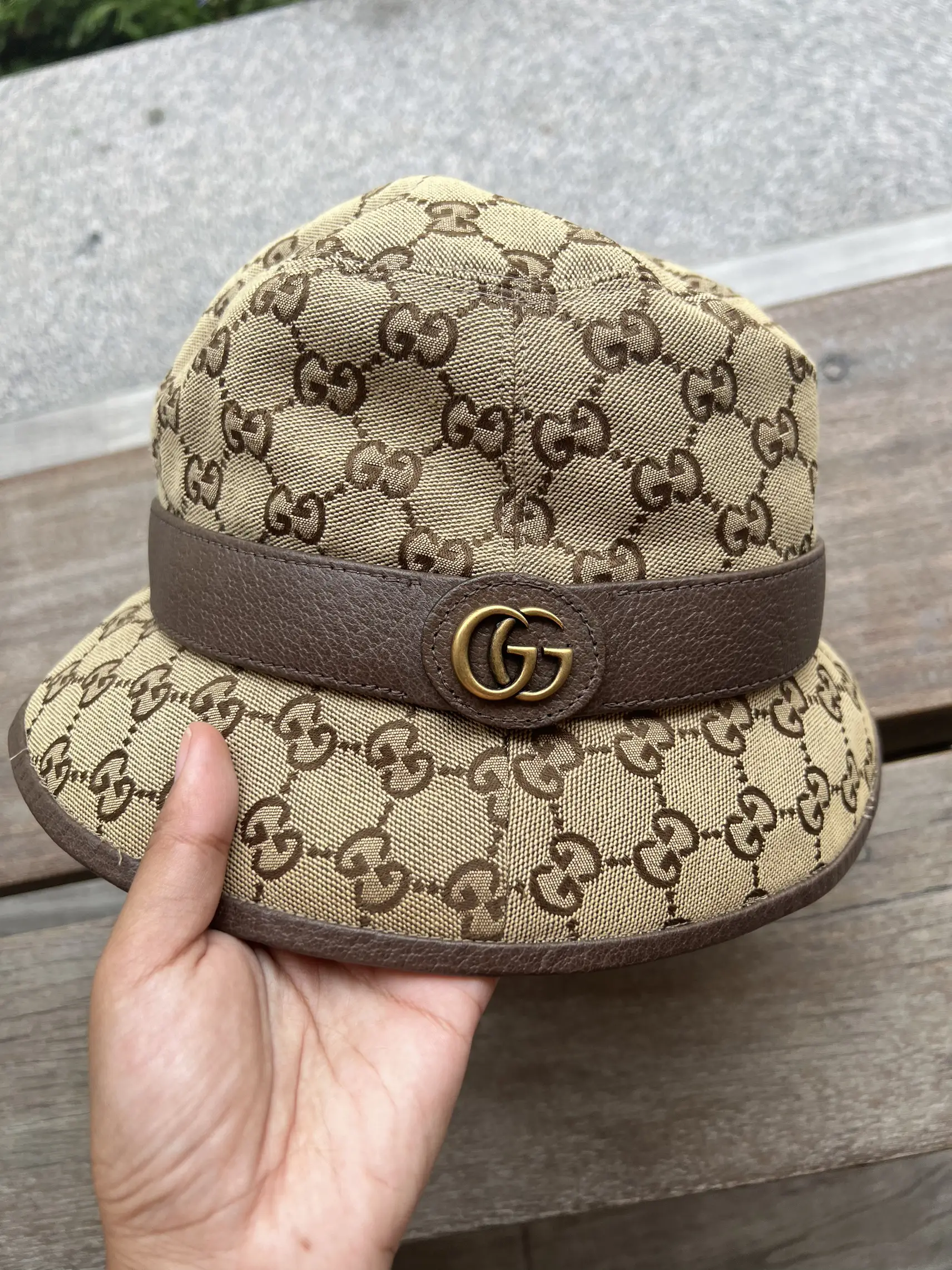 Used gucci bucket cheap hat