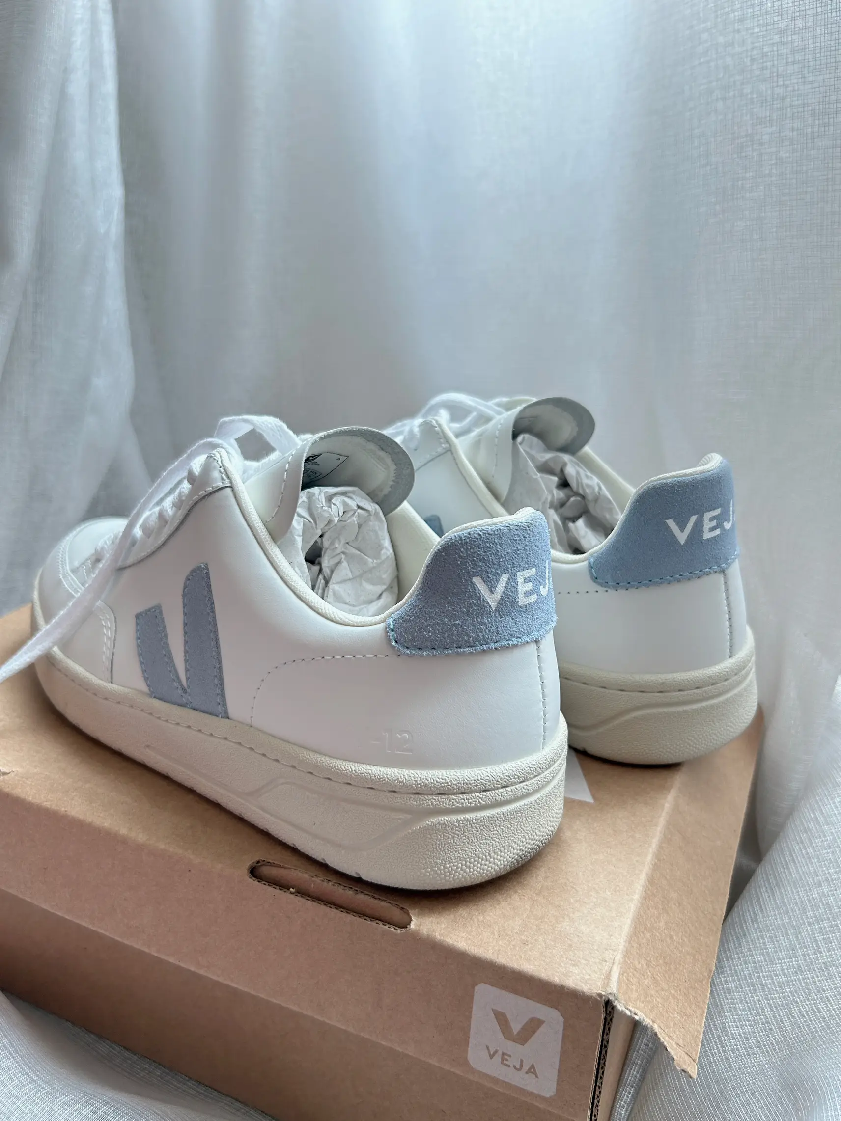 แกะกล่อง VEJA | Peckiizが投稿したフォトブック | Lemon8