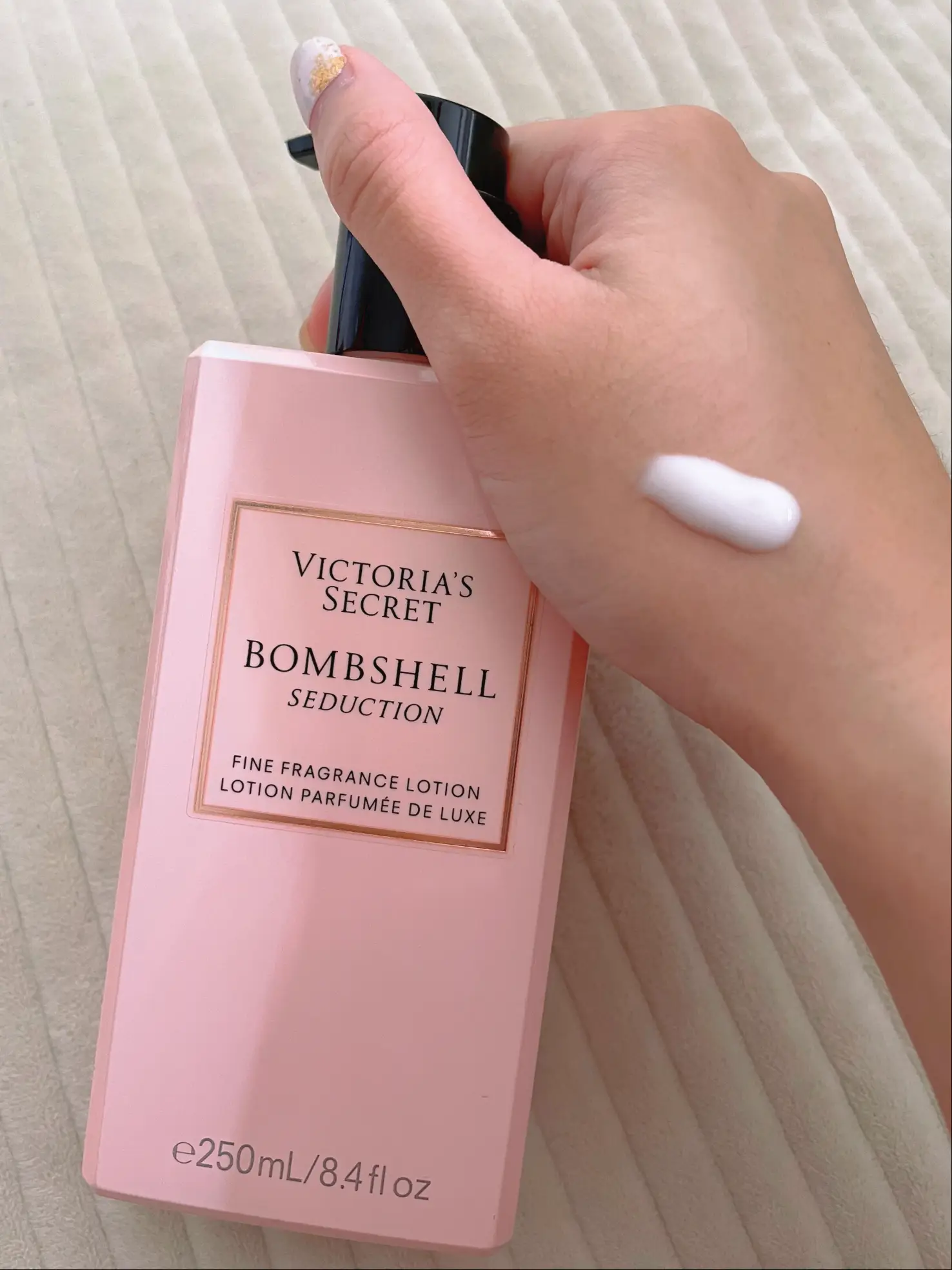 Victoria's Secret on X: Bombshell Bra + Bombshell Italian Iris