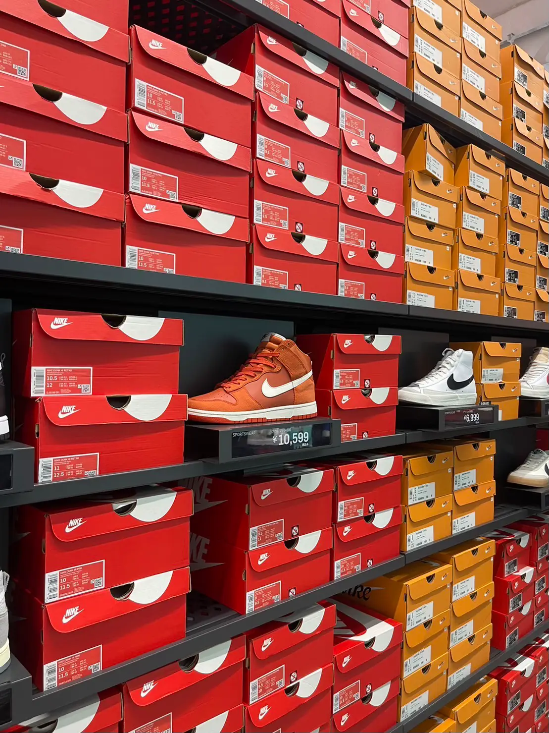 Check nike outlet store