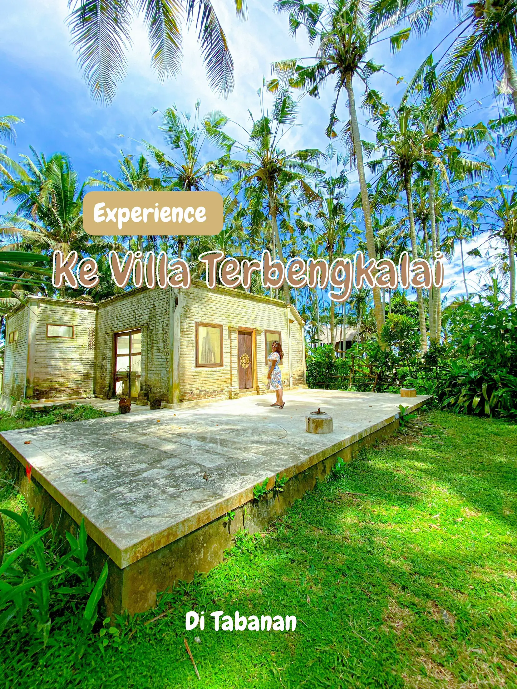 Vila Terbengkalai di Tepi Sungai