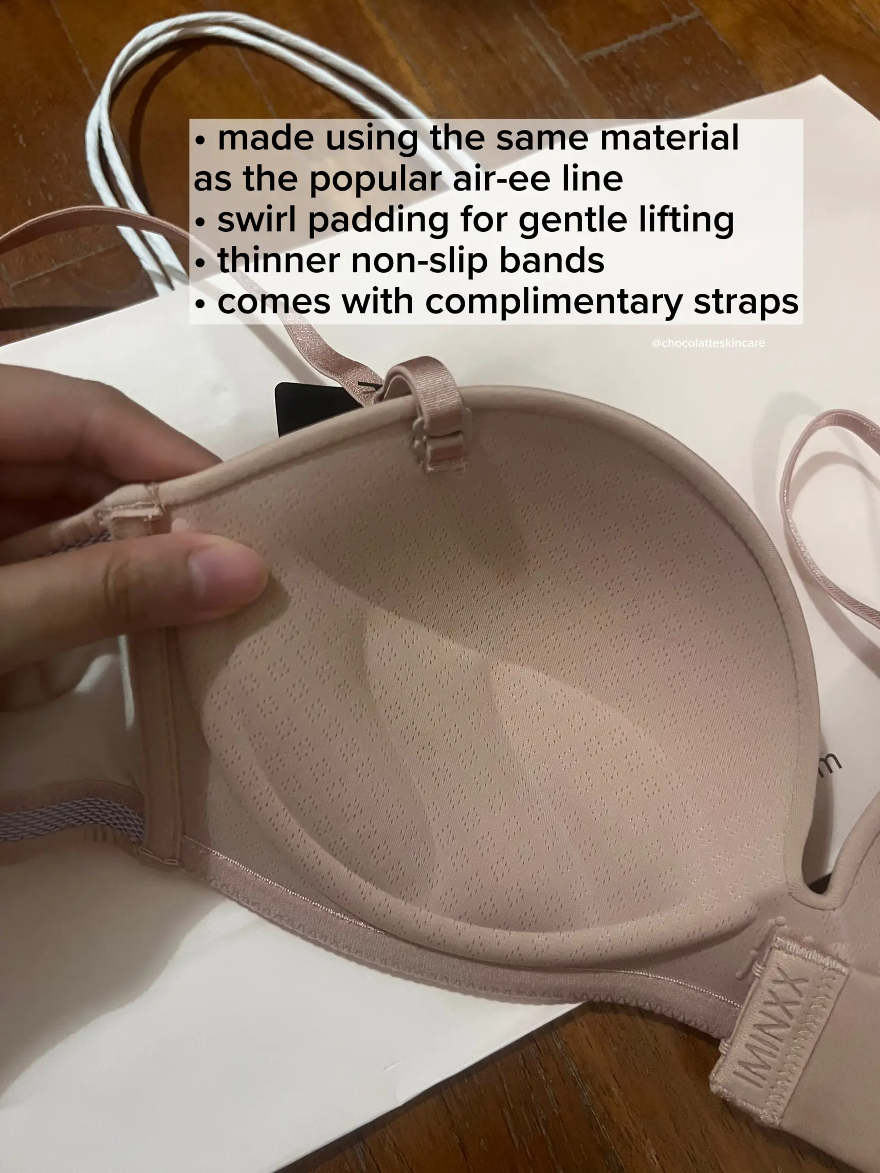 Can your strapless bra do this?! 😱 Check out this amazing before