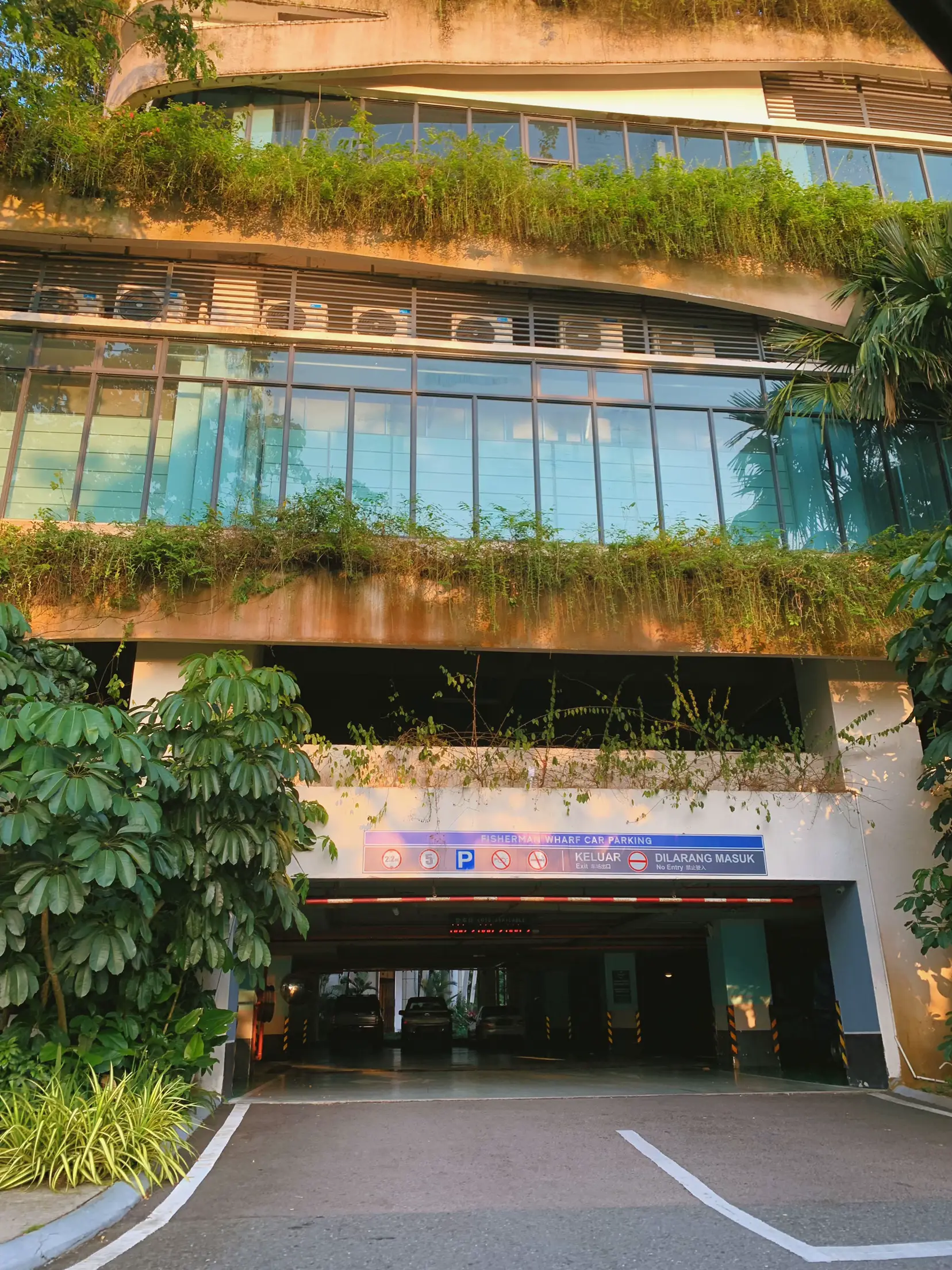 Hidden gem in JB with stunning sunset🌅 แกลเลอรีที่โพสต์โดย Shan May