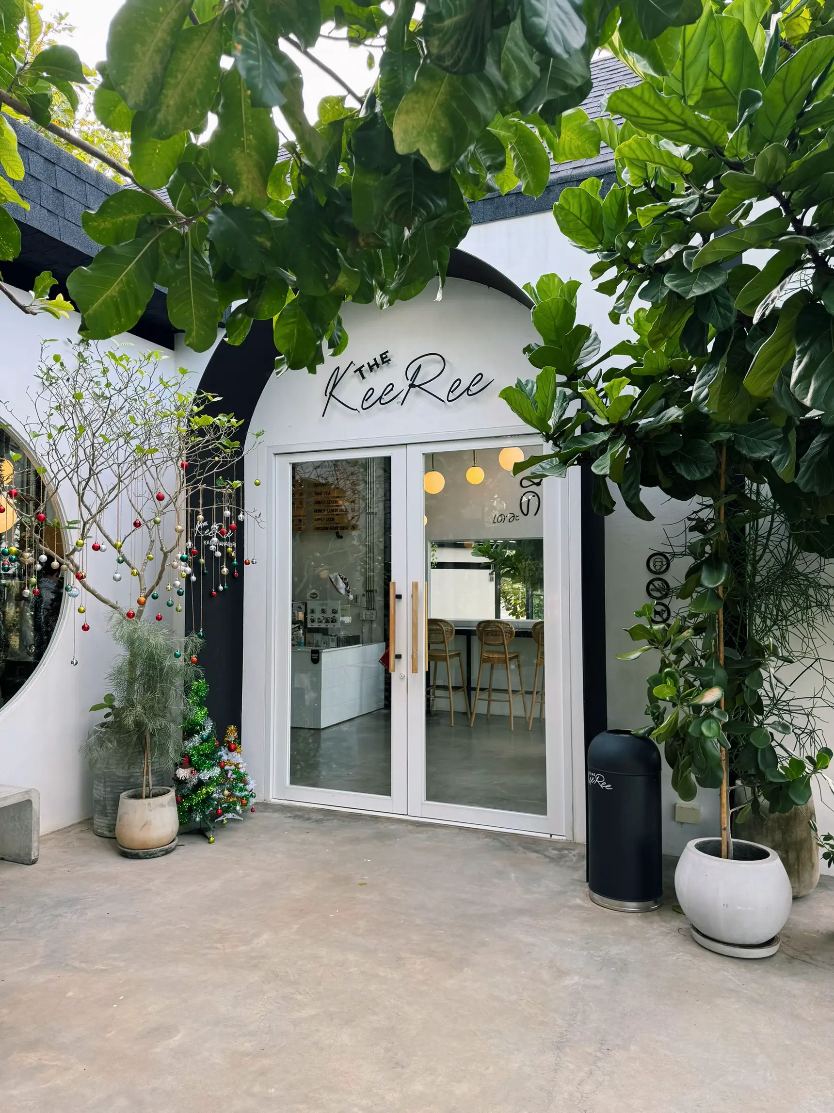 Cafe Kanchanaburi แกลเลอรีที่โพสต์โดย Gunyarat Lemon8