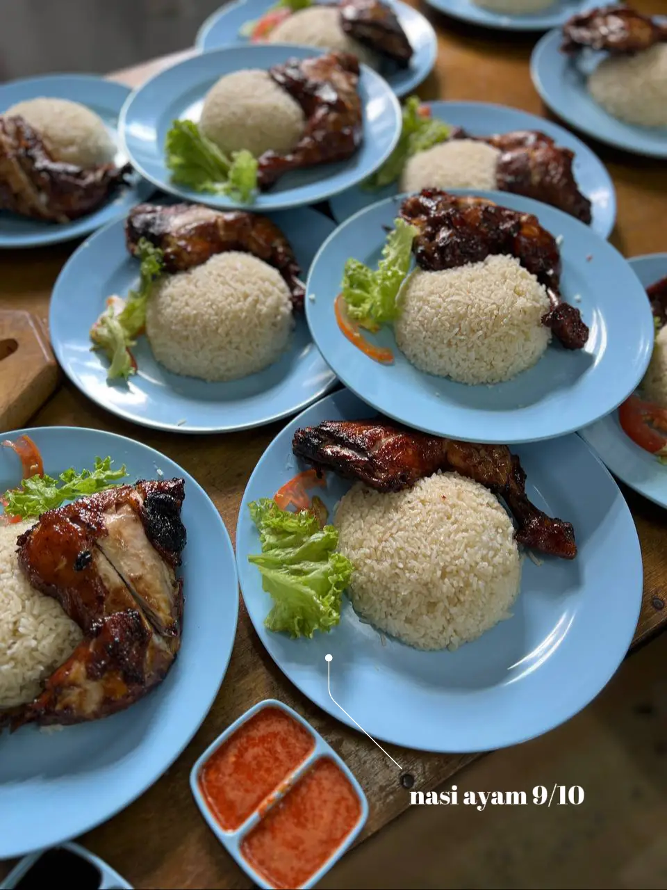Johor Bahru Food Hunting at Nasi Ayam Kee Chup Galeri disiarkan oleh