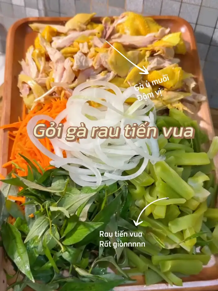 Giới thiệu về món nộm rau tiến vua thịt gà