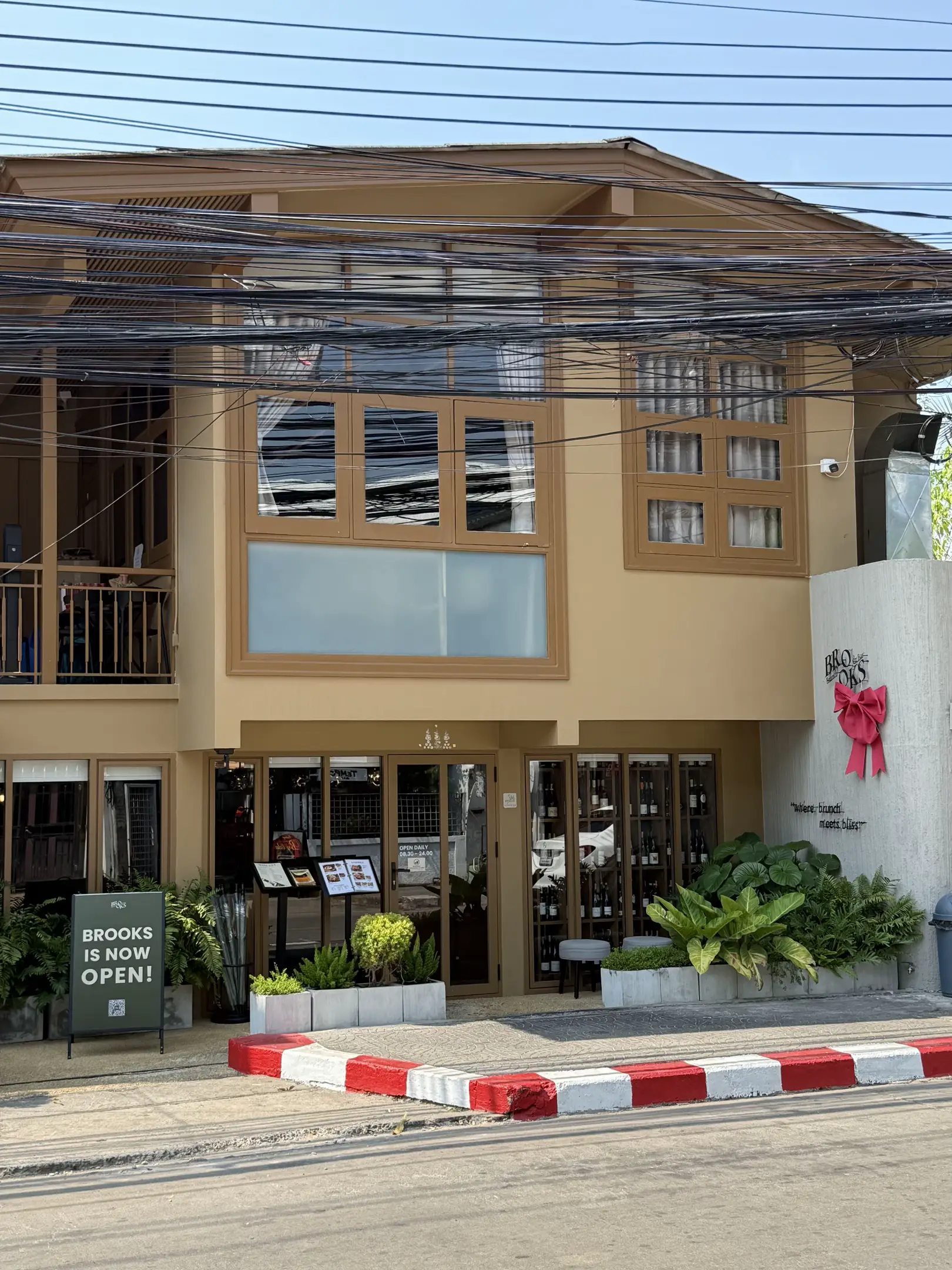 Brooks Brunch & Bar ร้าน Brunch ไวบ์ดีย่านอารีย์ 🥙🥓🫒 | แกลเลอรีที่โพสต์ ...