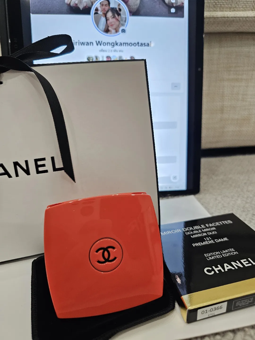 Chanel mirror, Gallery posted by Siriwan ✿