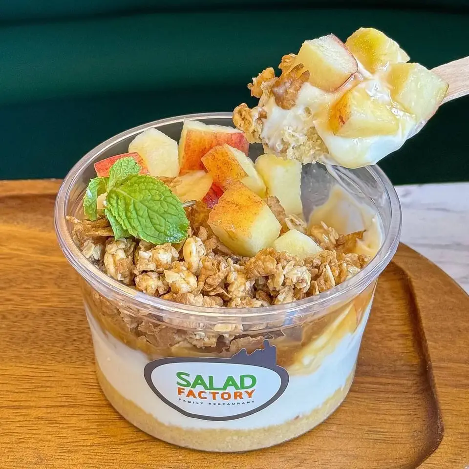 📣เมนูใหม่ Salad Factory ️ กับผลไม้ 3 ชนิดสุดพรีเมียม! | แกลเลอรีที่ ...
