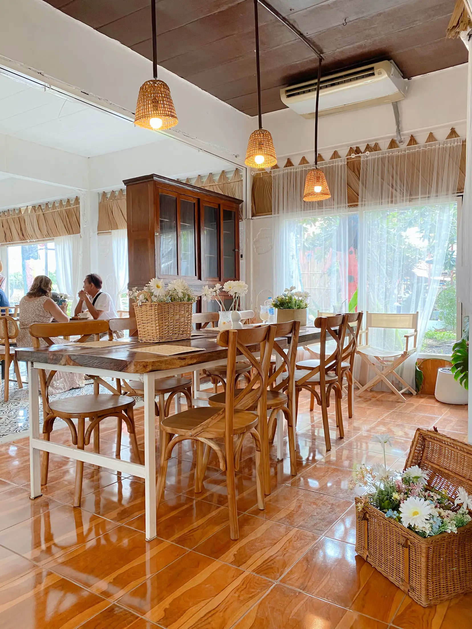 คาเฟ่ลับ ๆ ในตลาดน้ำอโยธยา ☕️🌿 “𝐀𝐲𝐨𝐭𝐡𝐚𝐲𝐚 𝐜𝐚𝐟𝐞” 🍰🍩 | แกลเลอรีที่โพสต์โดย ...