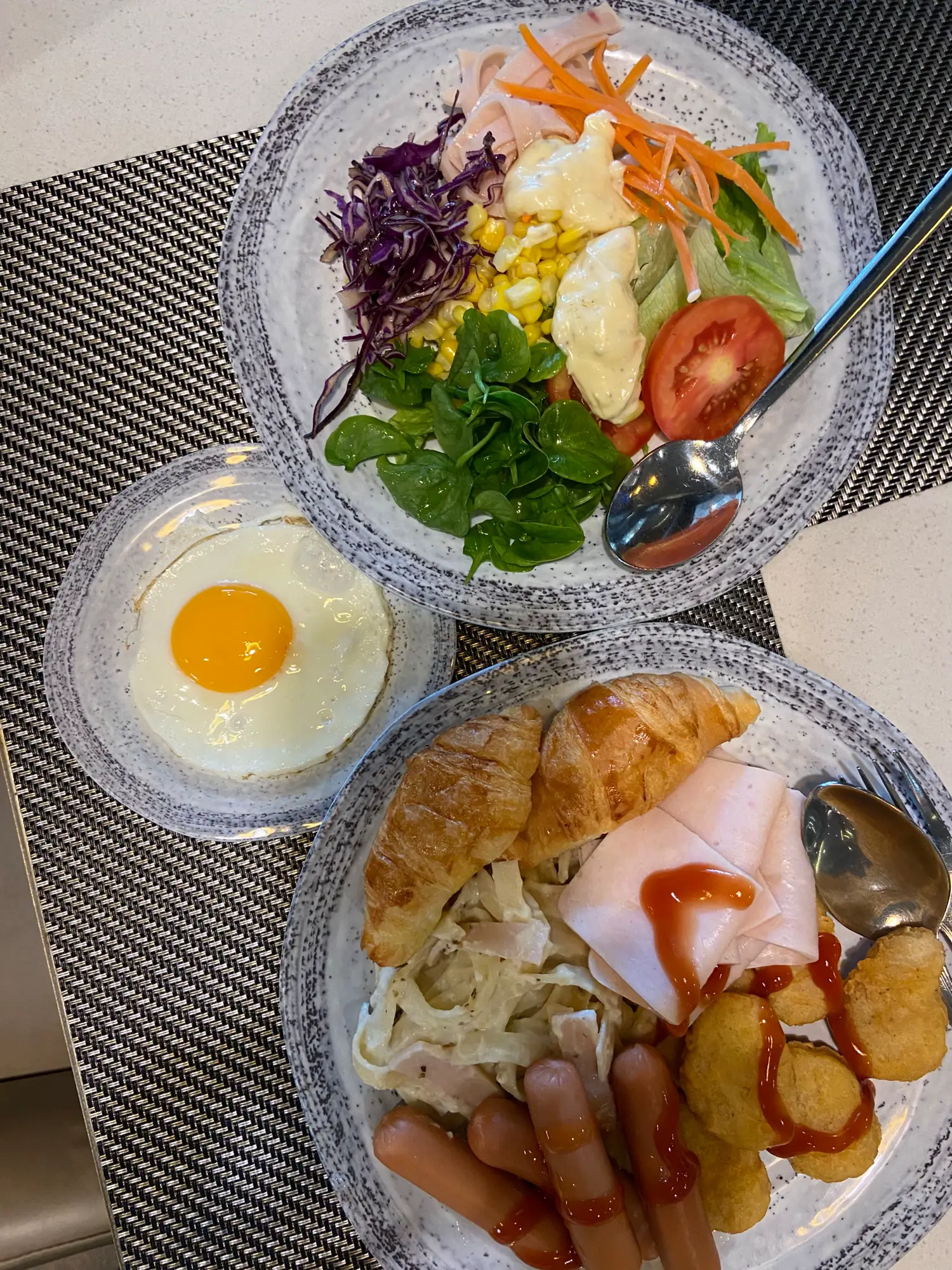 ที่พักระยอง โรงแรมโกลเดน ซิตี้ ระยอง (SHA Plus+) | แกลเลอรีที่โพสต์โดย ...