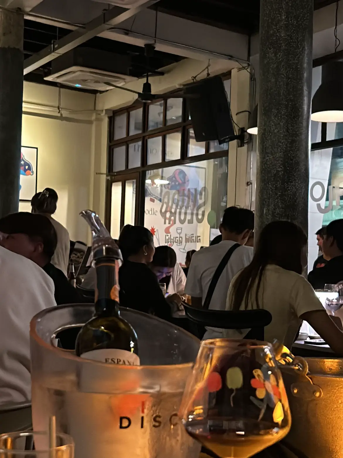 Bourbon.yard 🍷🍻ร้านนั่งชิลลำปางบรรยากาศดี | …