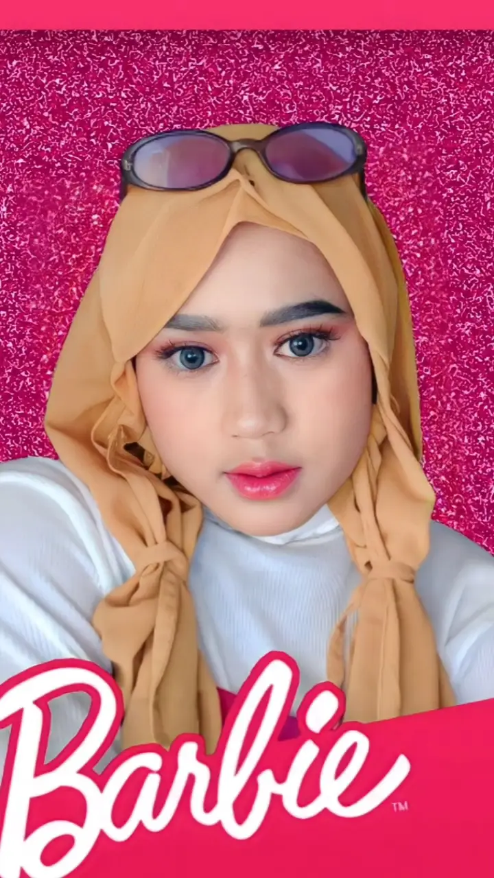 make up ala barbie simple