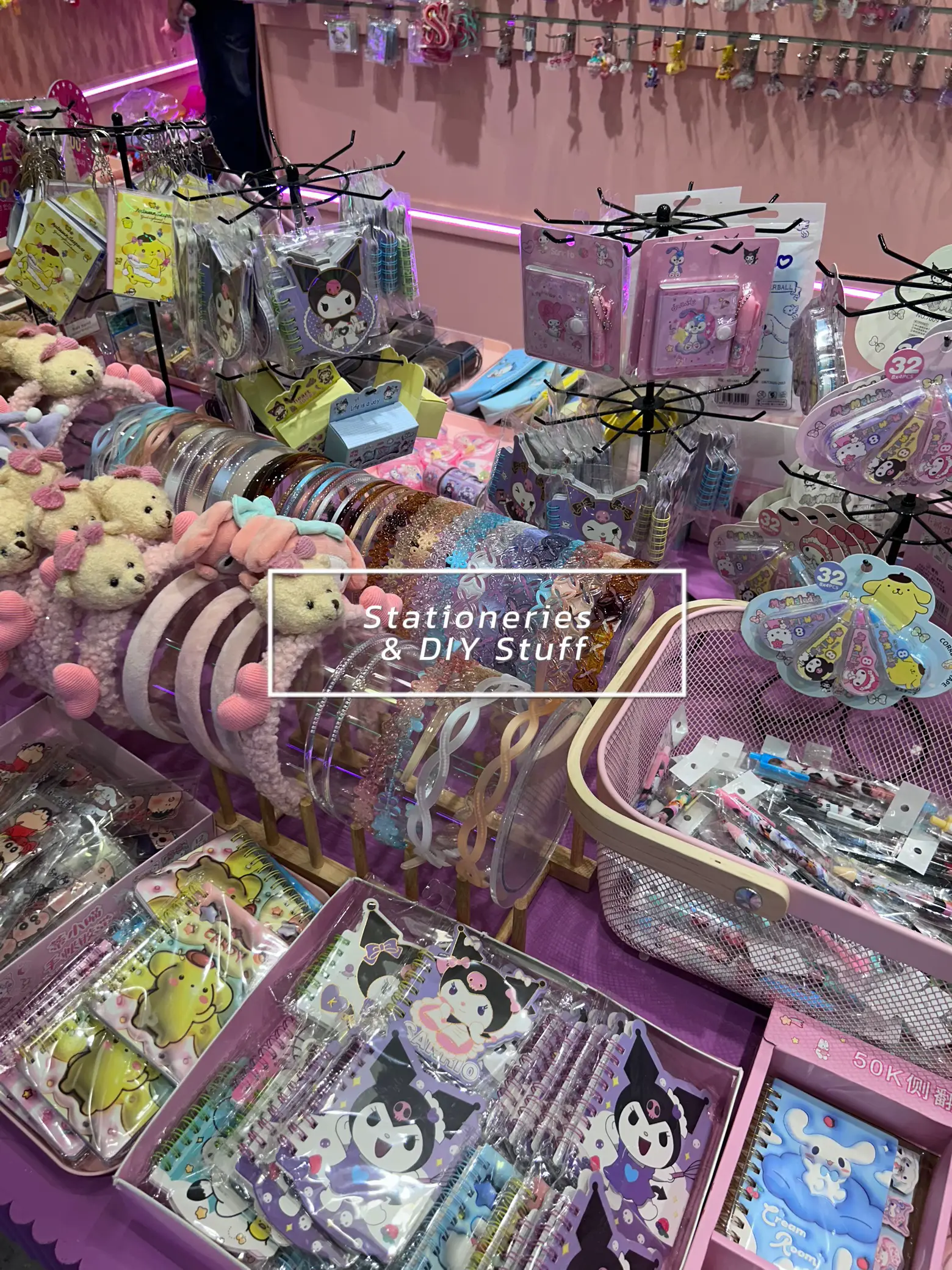 this shop in korea sells EVERYTHING at $2.50??? 🤯's images(1)