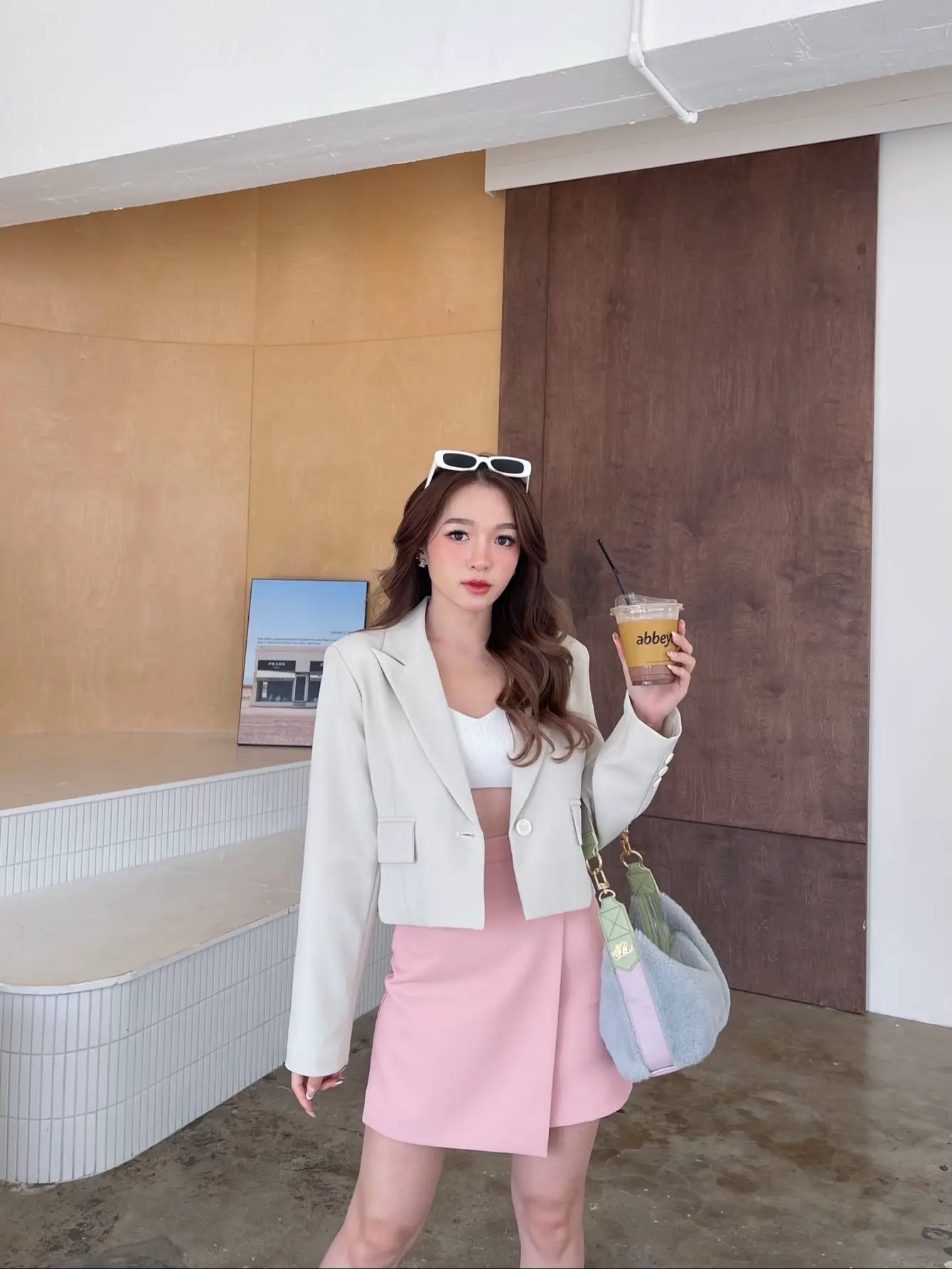 ༘ Valentine Outfit Ideas 🫧🌷🤍 | แกลเลอรีที่โพสต์โดย Riley.apparels | Lemon8
