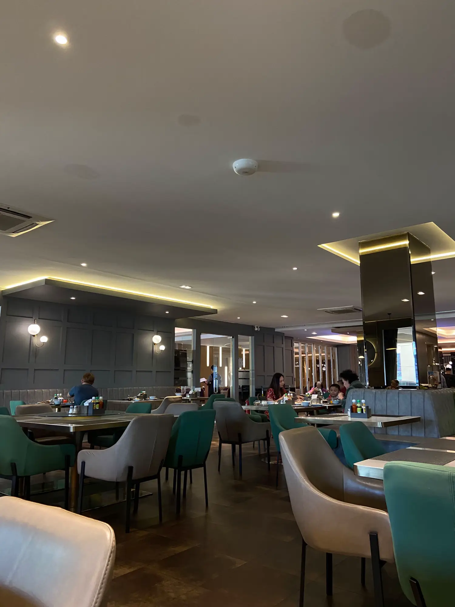 ที่พักระยอง โรงแรมโกลเดน ซิตี้ ระยอง (SHA Plus+) | แกลเลอรีที่โพสต์โดย ...