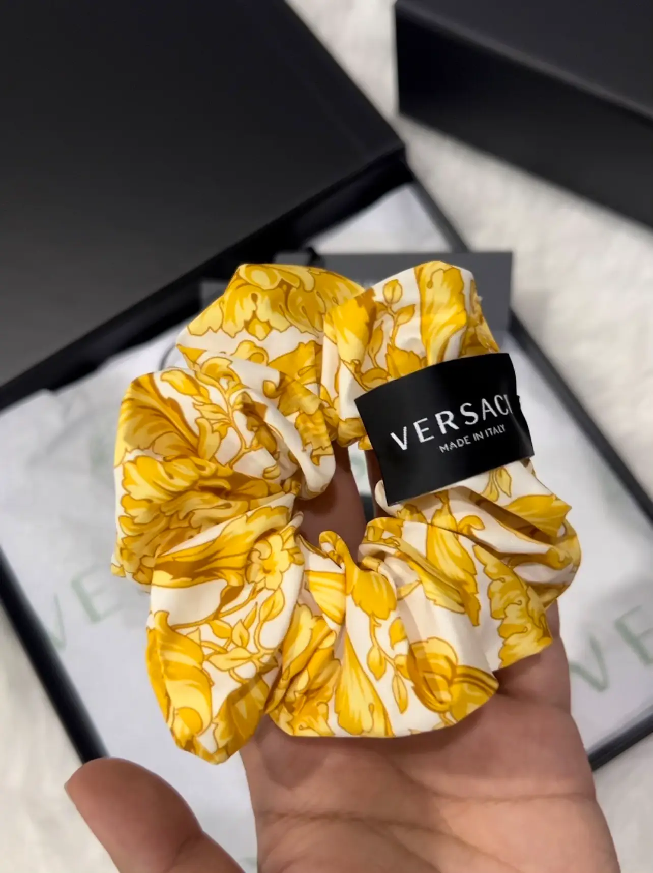 FENDI フェンディ リボンヘアクリップ シルク100% FENDI - 三越日本橋