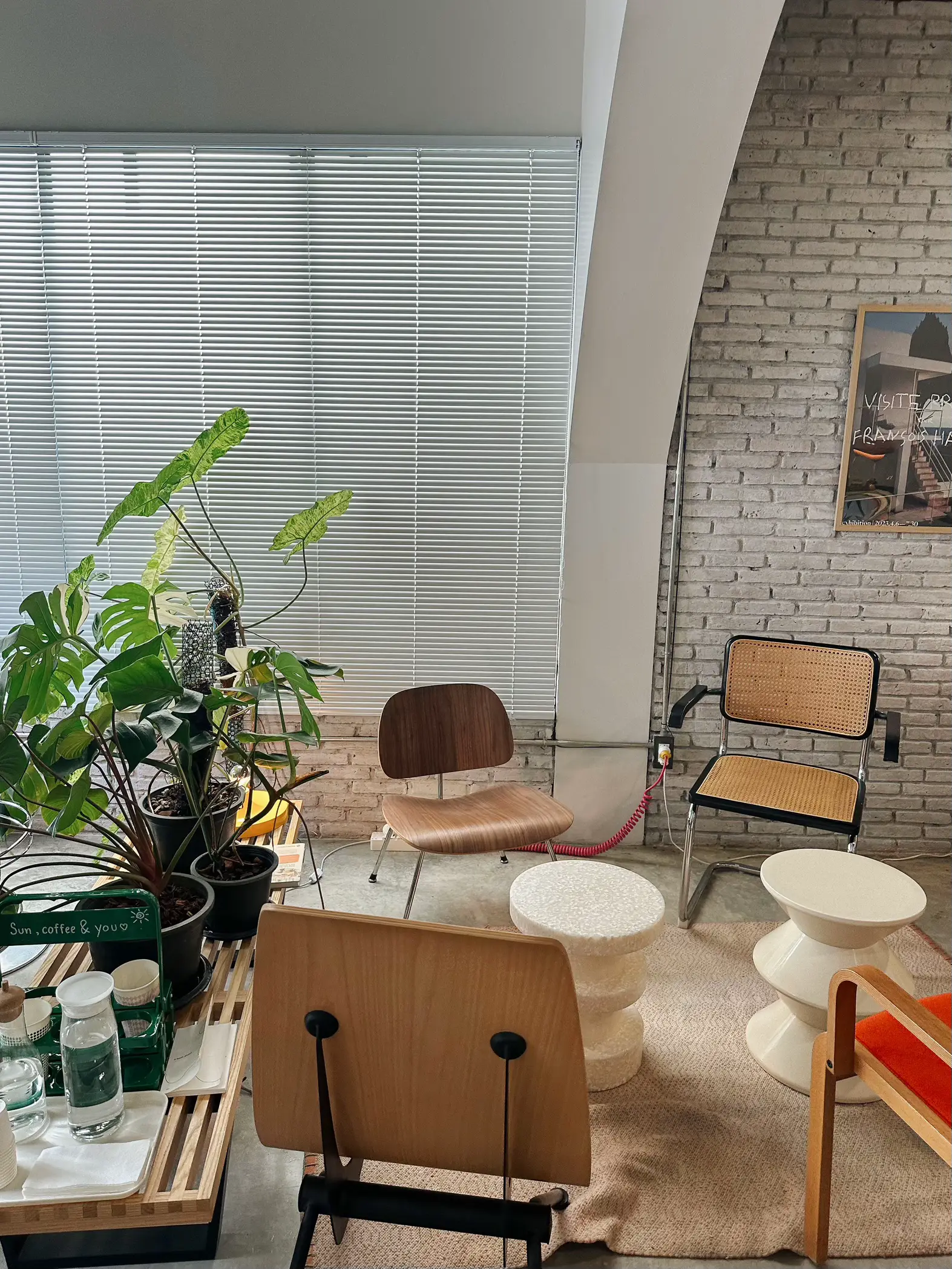 Create Things in Light Brown. The cafe that looks the way is cute.🧺🧡