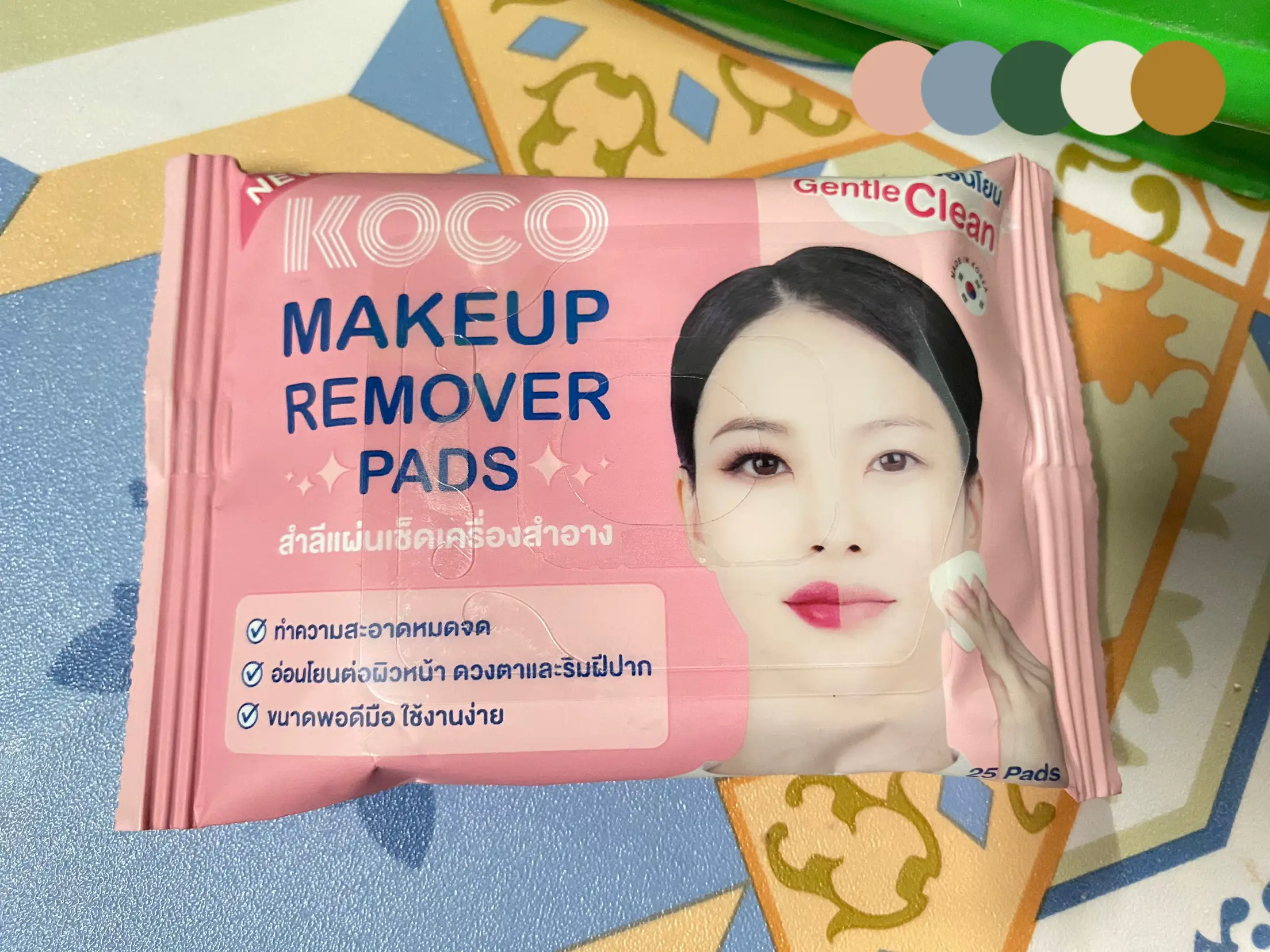 KOCO Gentle eye & lip makeup remover pads แกลเลอรีที่โพสต์โดย เจ้า
