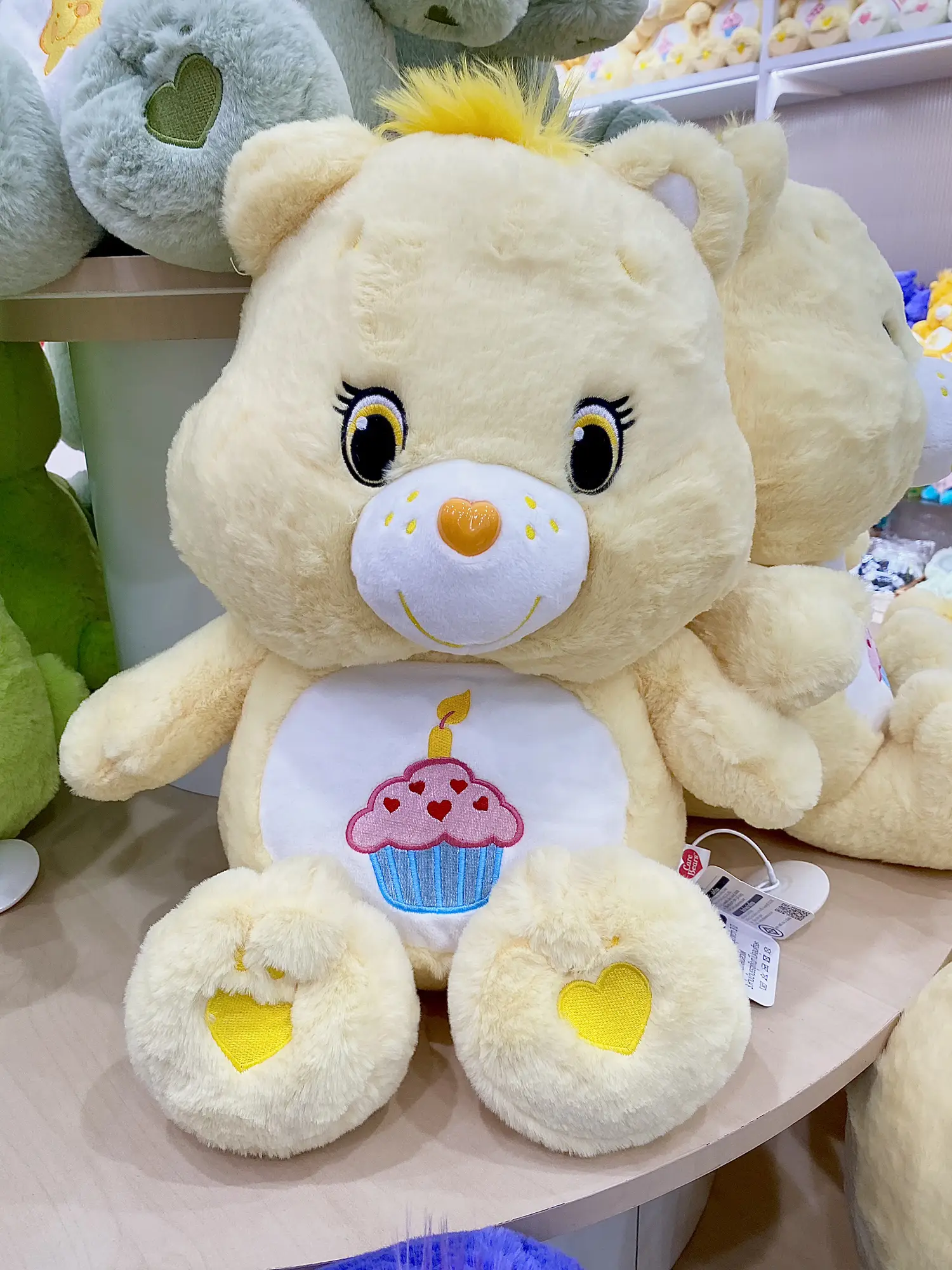 Carebear แบบจัดเต็มที่ at first MBK พร้อมตู้ถ่ายรูปสติ๊กเกอร์📸 ...
