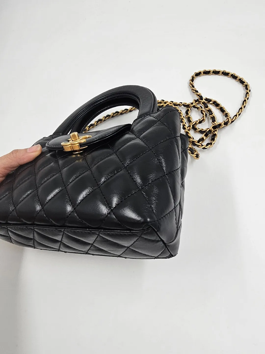 23B Chanel Chain around Mini Flap Bag, Women's Fashion, Bags