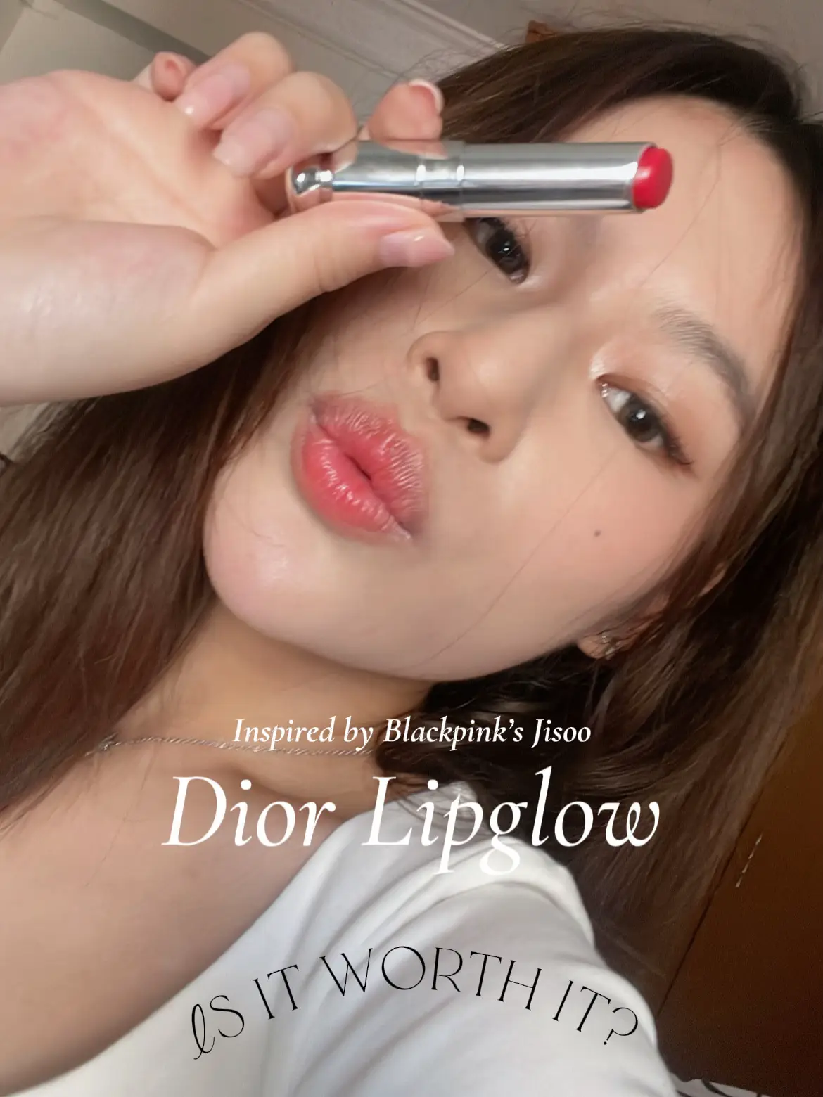 Jisoo shines for Dior