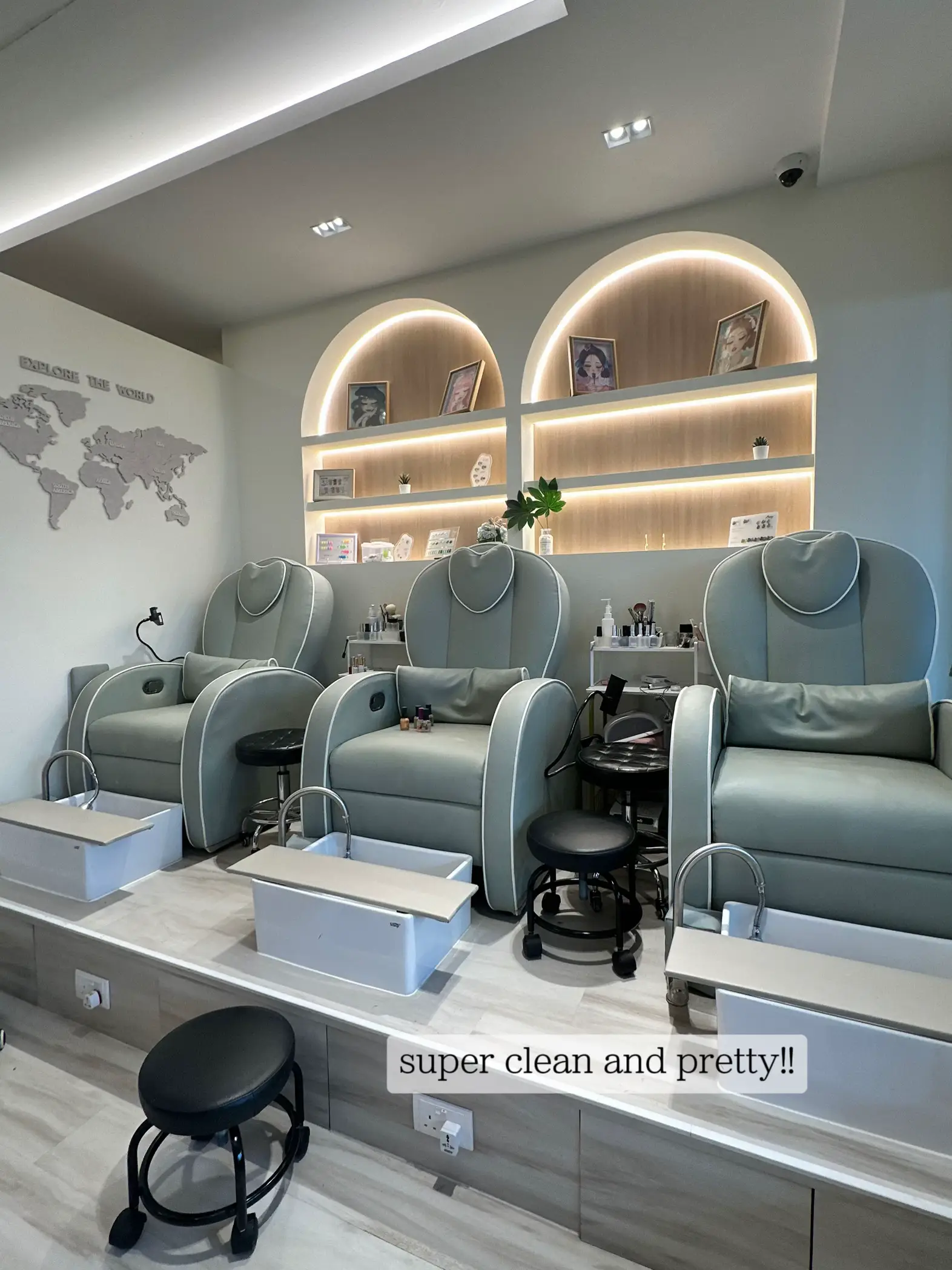 Lady Luxe Nail Salon - Projects - polytec