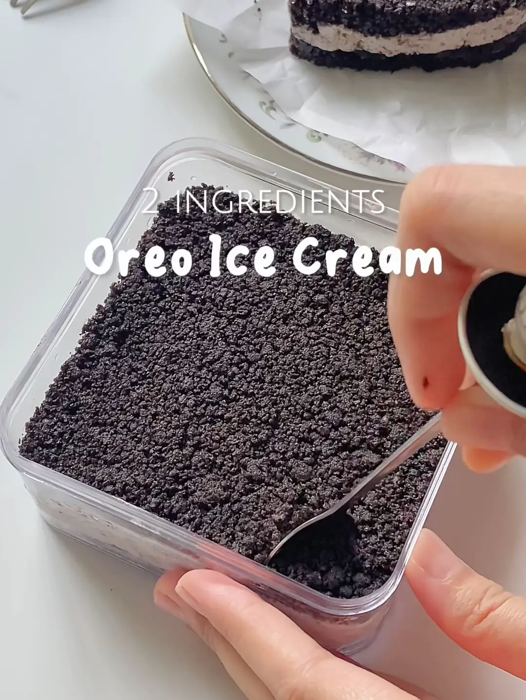 Oreo Cookie Ice Cream (6 Ingredients) - Homebody Eats