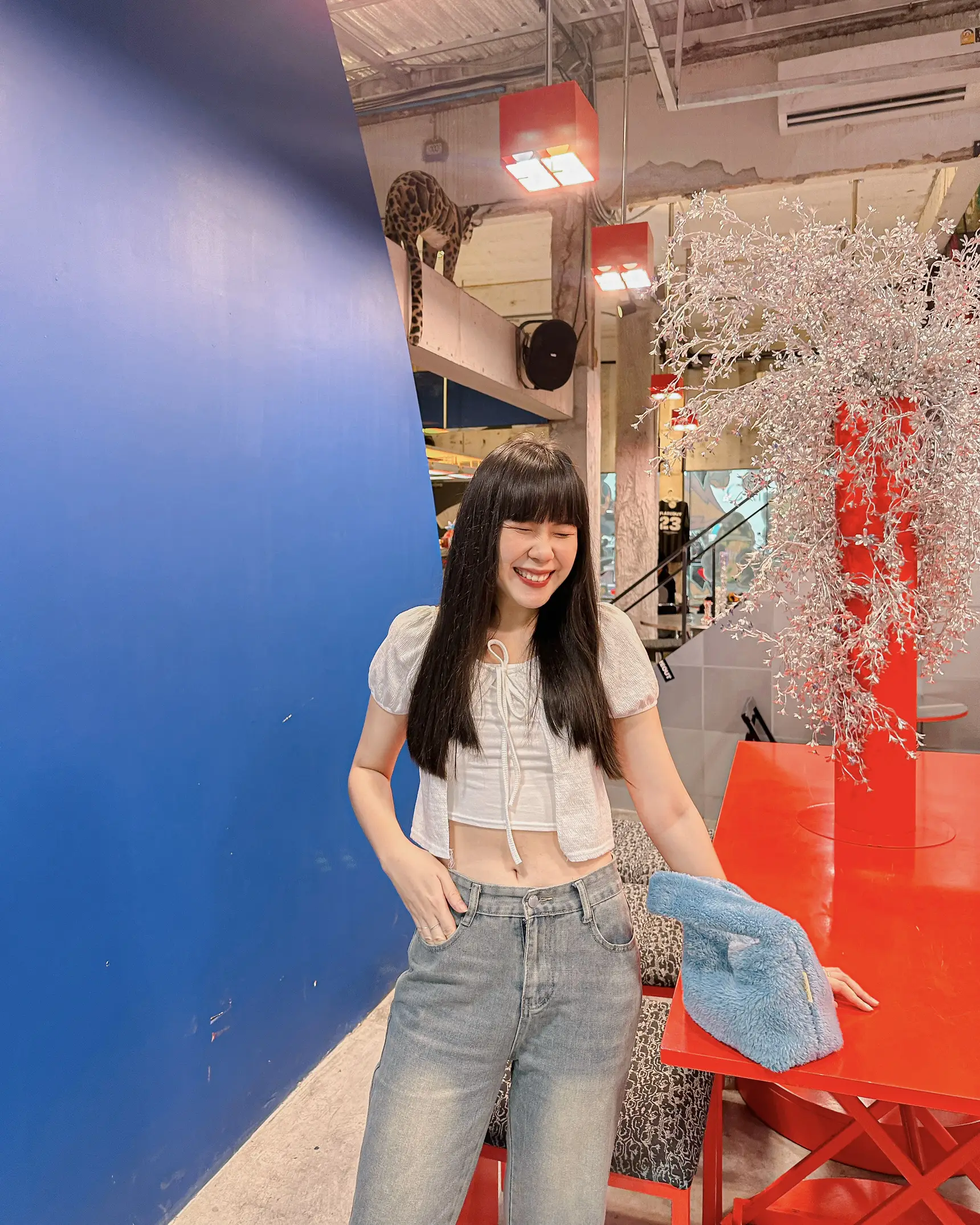 cafe-outfit-idea-picmeupplease
