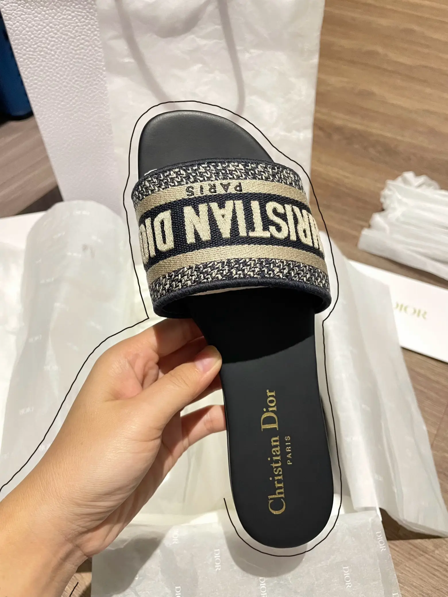 Dior gold online slides