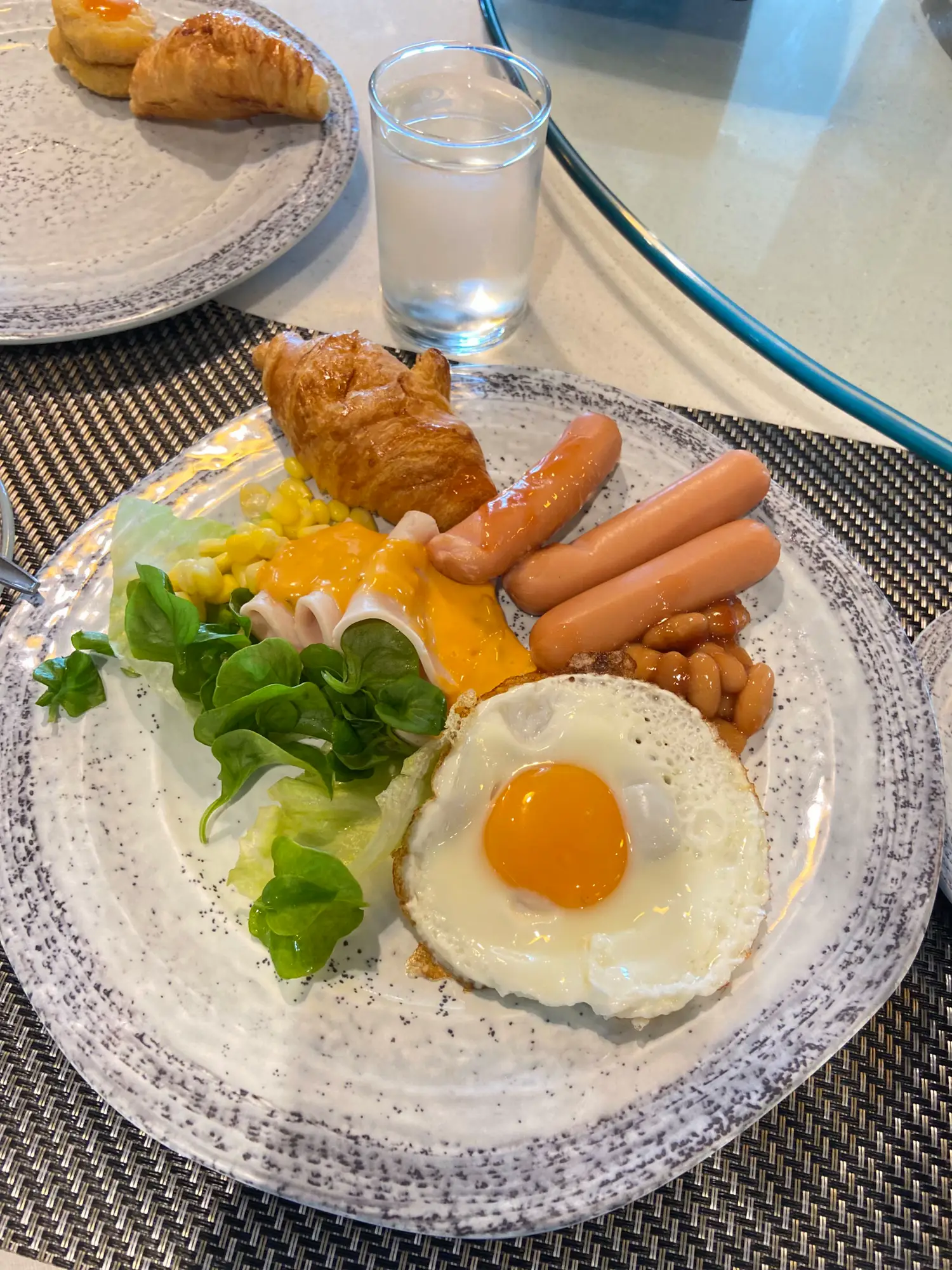 ที่พักระยอง โรงแรมโกลเดน ซิตี้ ระยอง (SHA Plus+) | แกลเลอรีที่โพสต์โดย ...