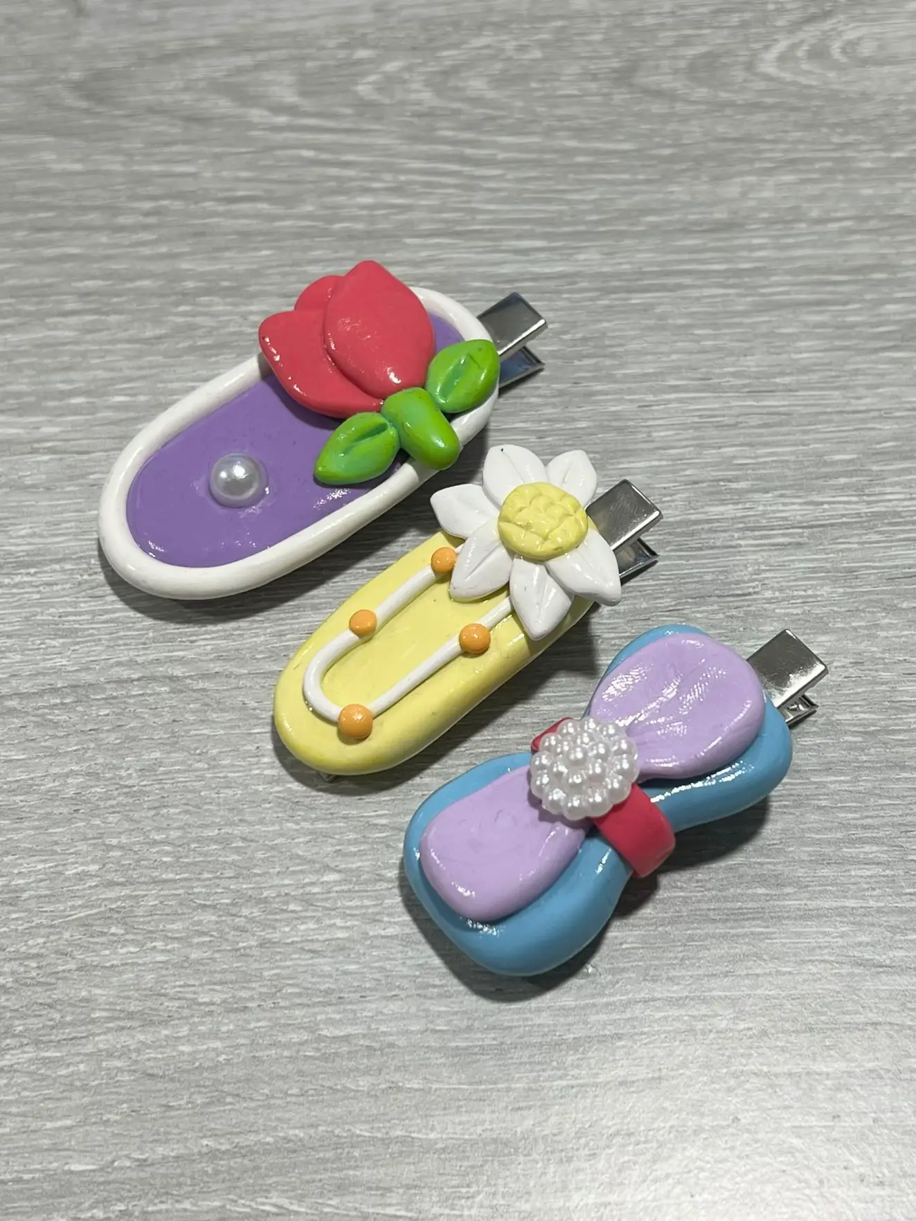 ทำ Jibbitz & กิ๊บติดผมเอง ด้วยงบ 200 บาท แกลเลอรีที่โพสต์โดย joynprt