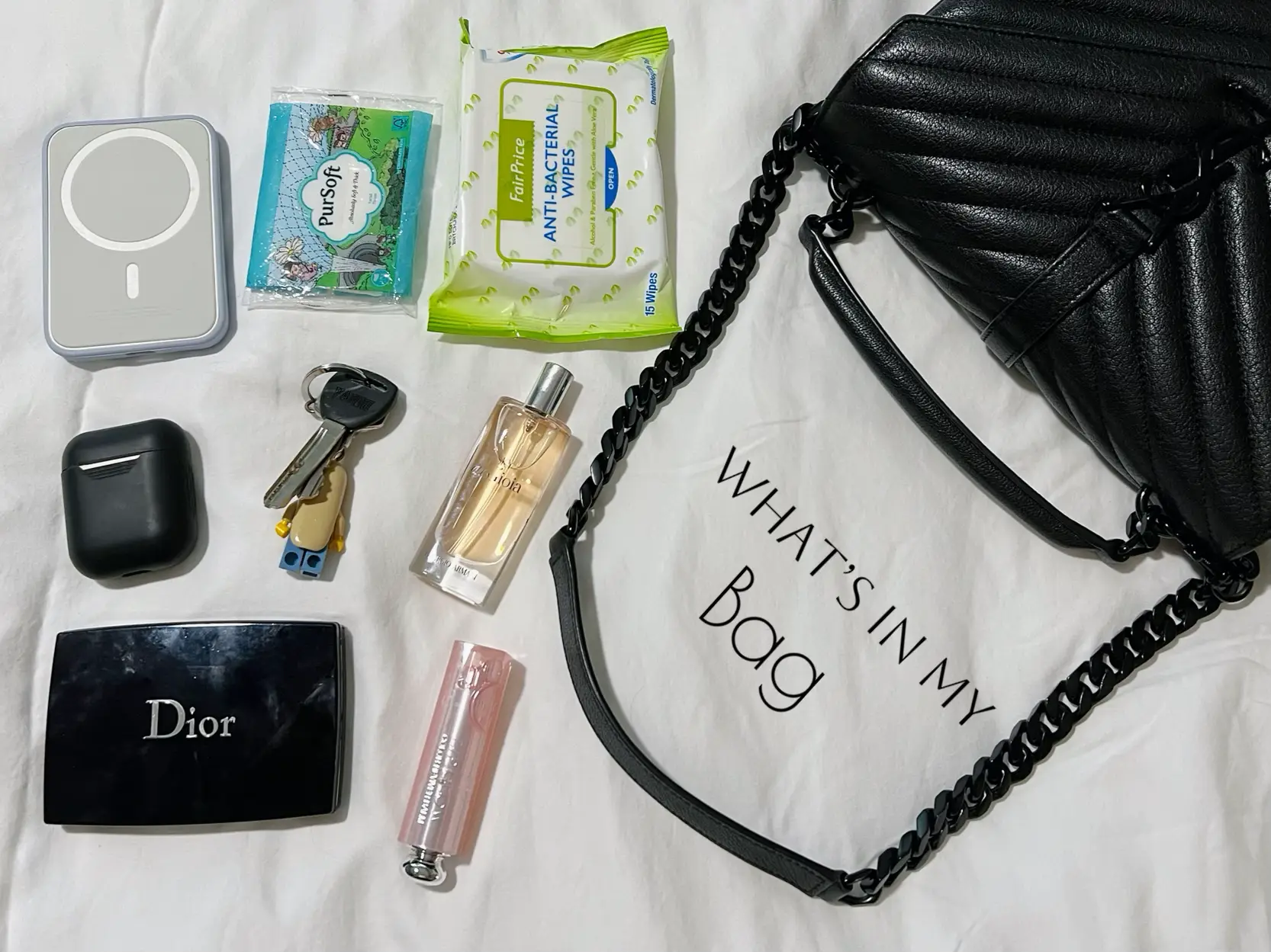 Reply to @ashleymae1992 what's in my bag 💁🏻‍♀️💗 #FindYourEdge#luxu, louis  vuitton handbag