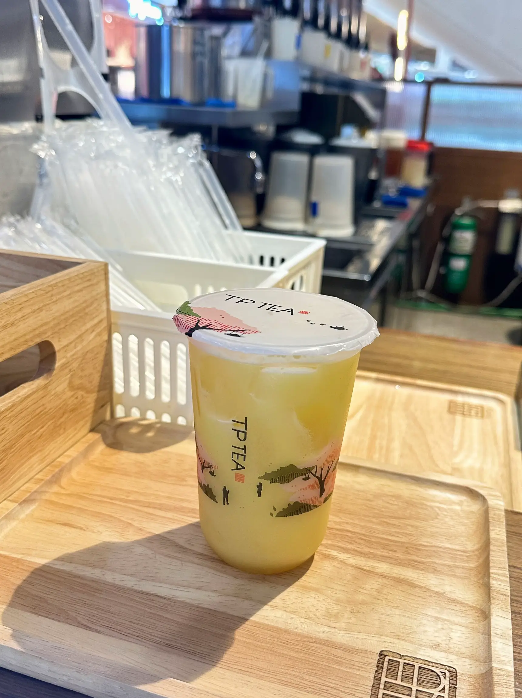 Re-brand พร้อมเมนูใหม่ของTP TEA | แกลเลอรีที่โพสต์โดย yyyy | Lemon8