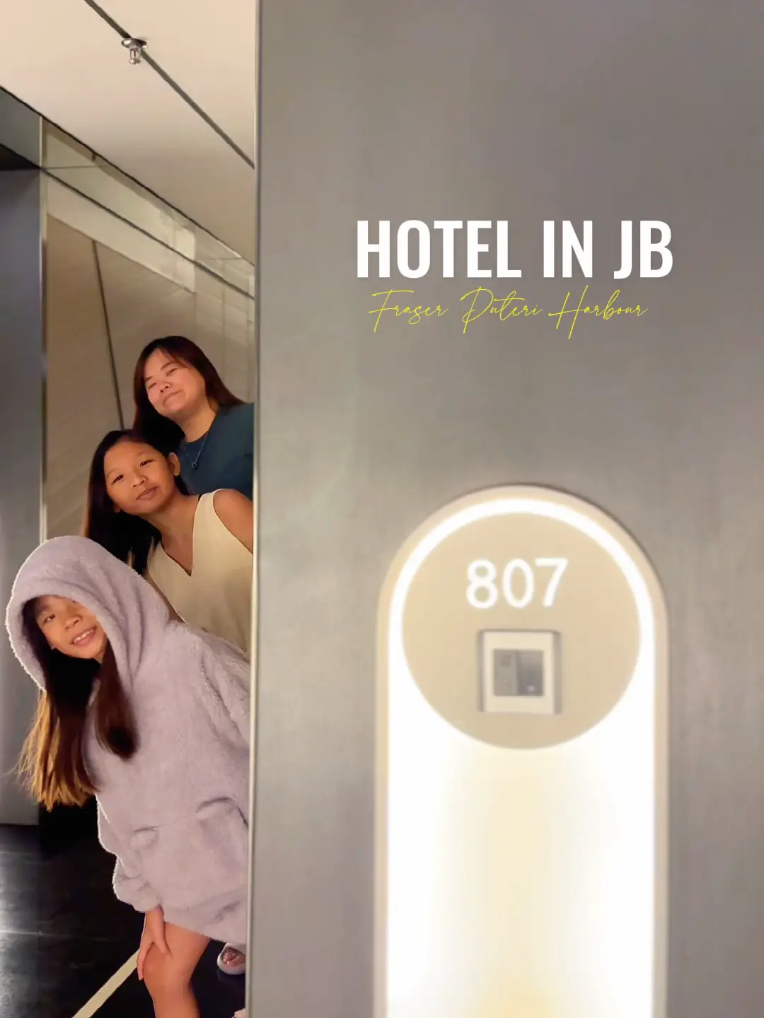 Save money when booking hotel in JB's images