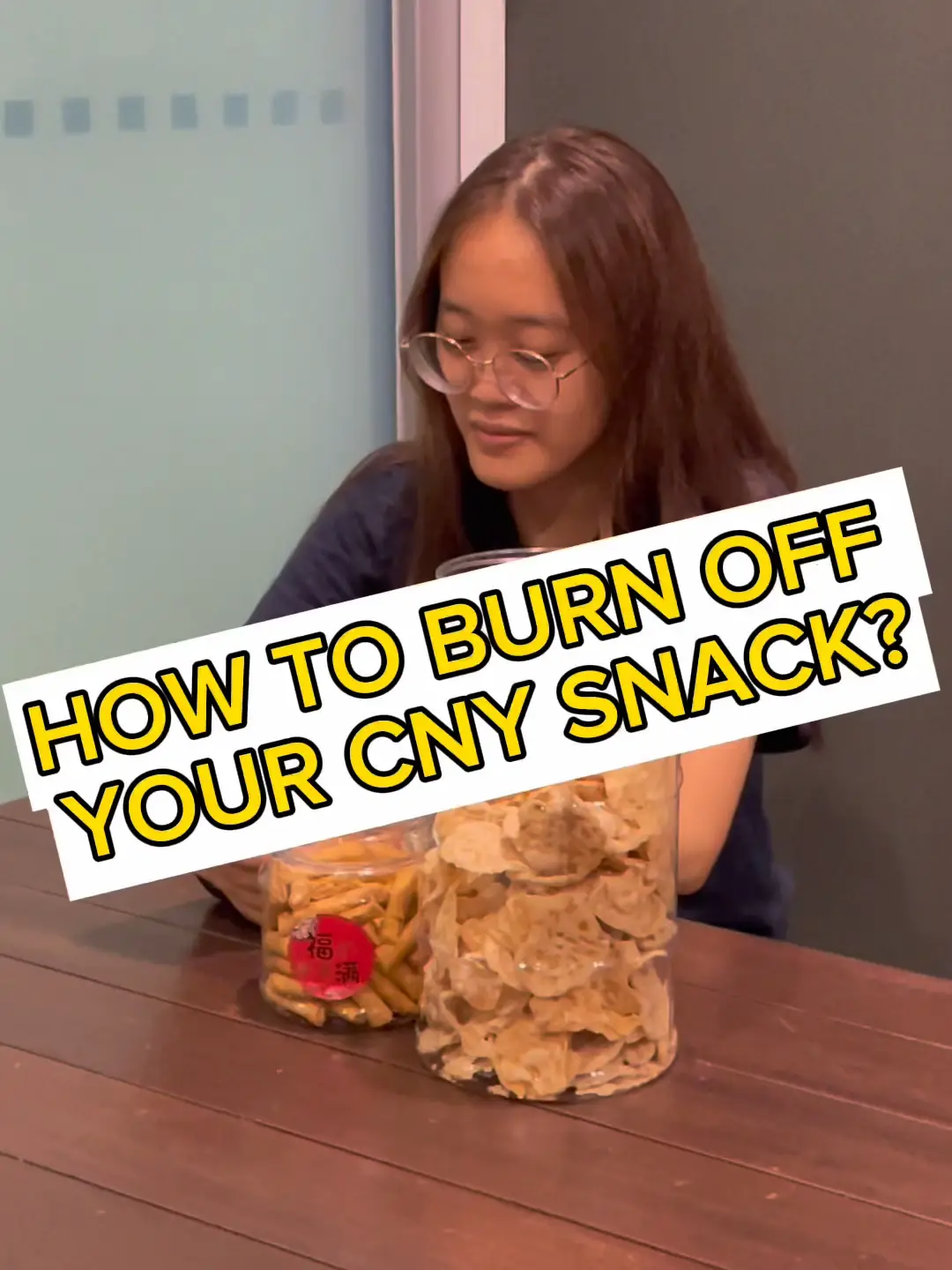 🥠How to eat CNY snacks without getting fat?😋's images
