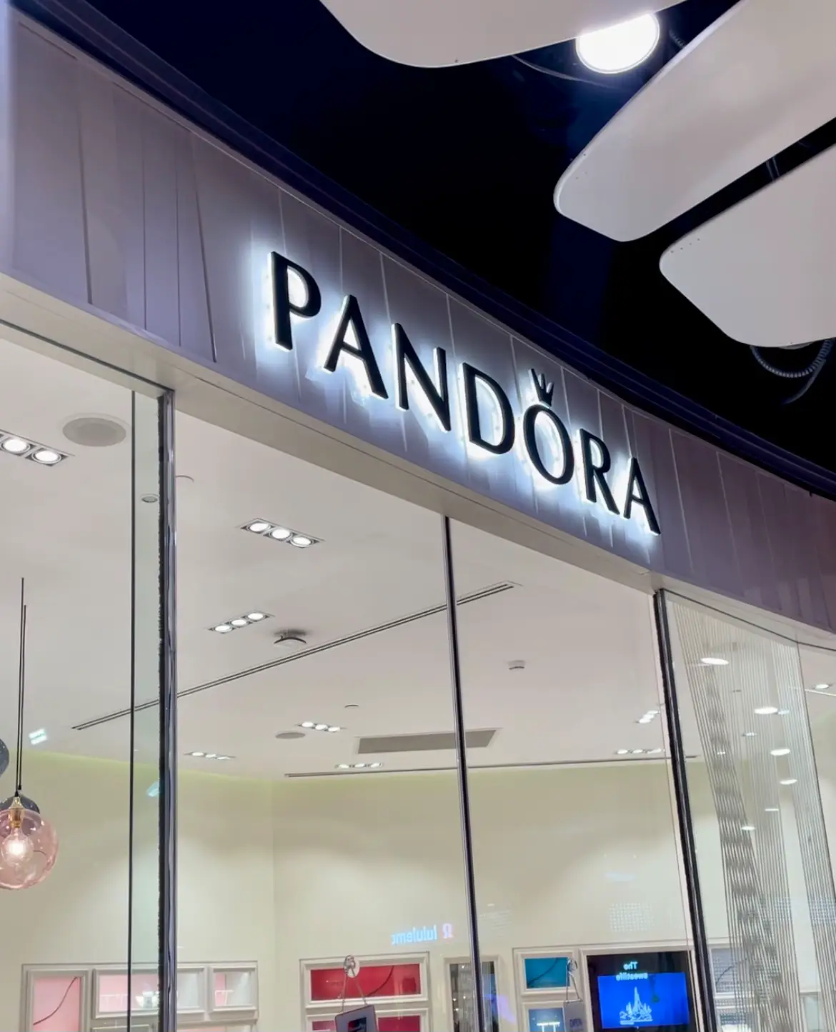 Pandora deals coronado mall