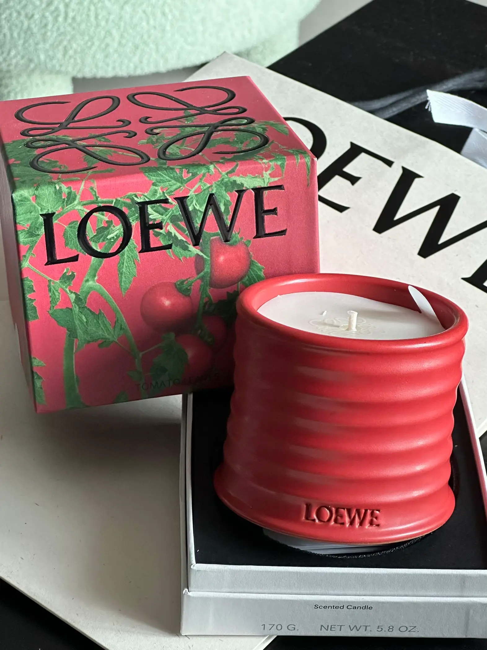 LOEWE CANDLE 🍅🌱 | 𝓐. ♡が投稿したフォトブック | Lemon8