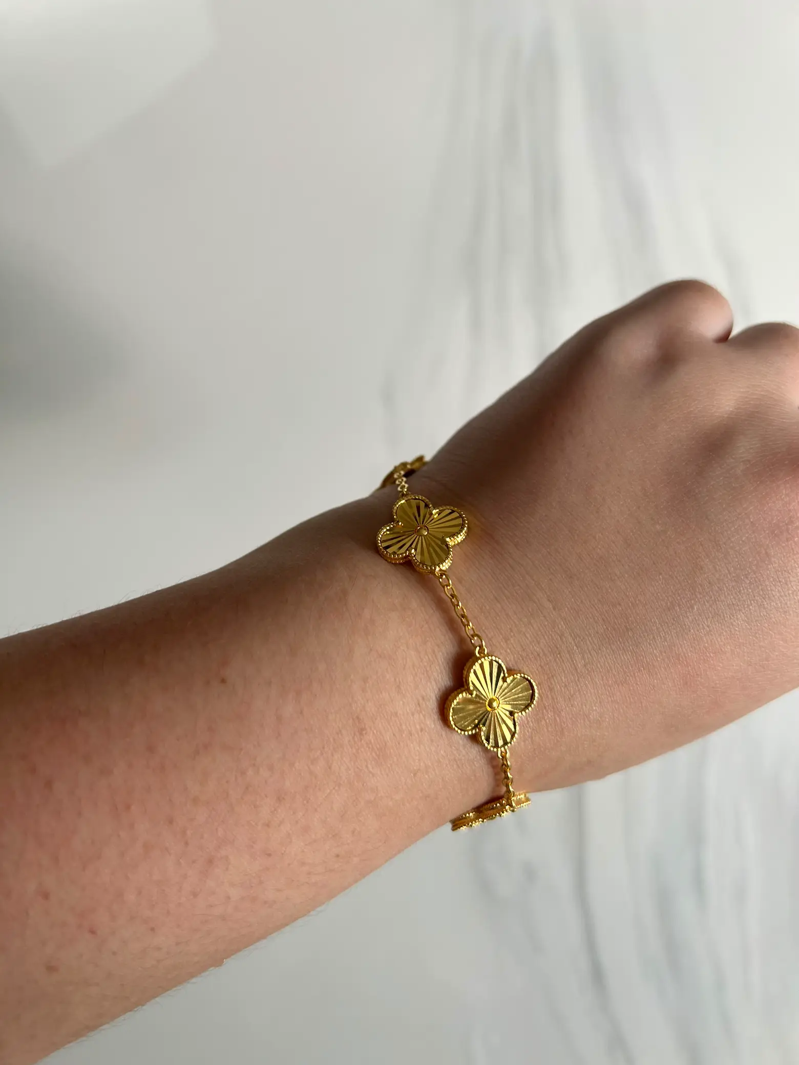 916 orders gold bracelet