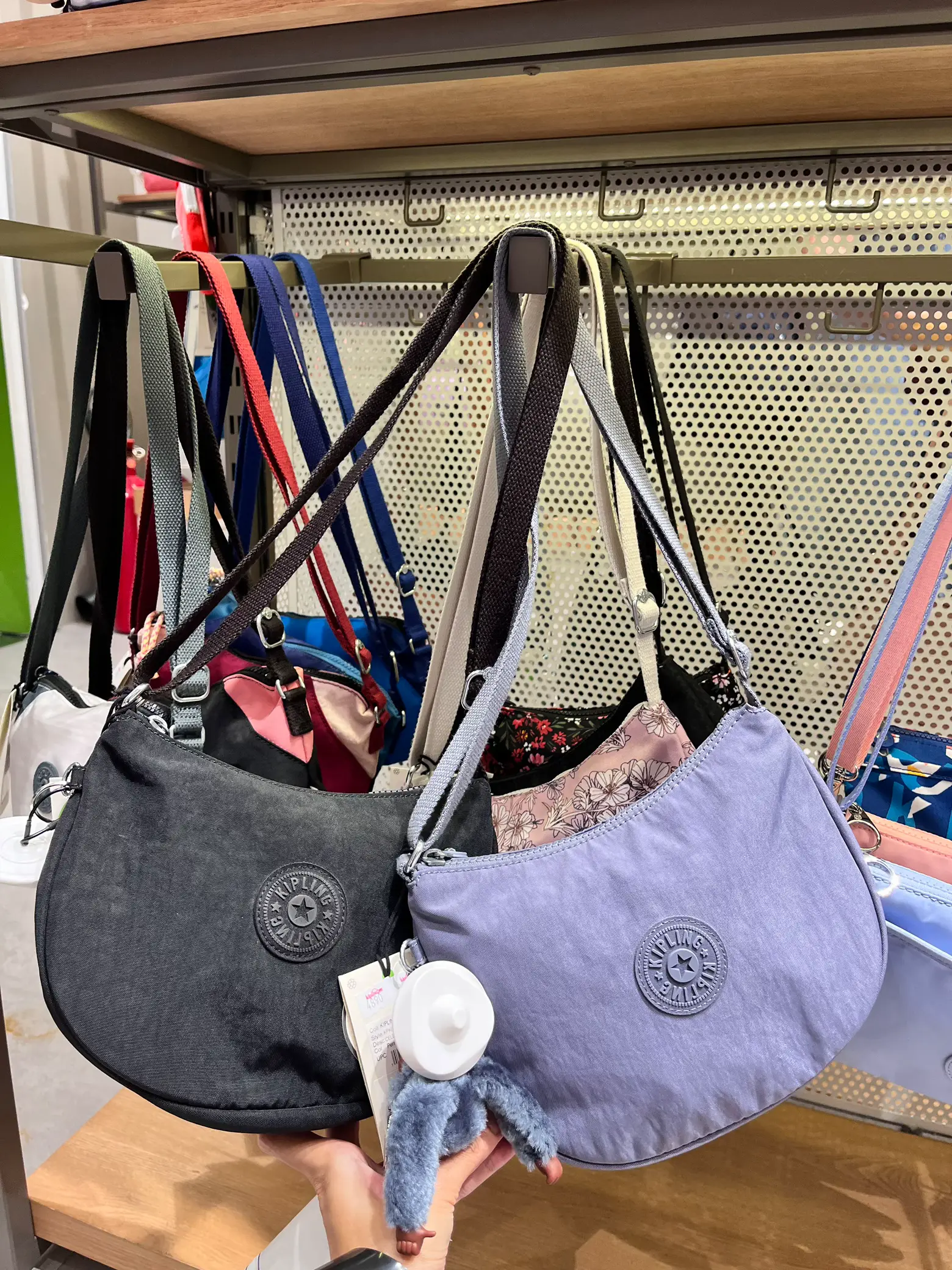 Kipling discount adley bag