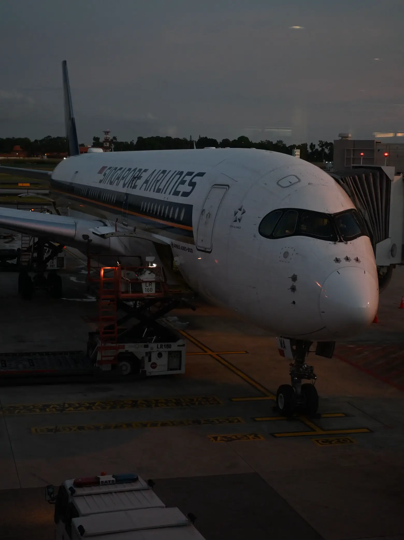 Pov Singapore Airlines W O Breaking The Bank рџ ірџ Gallery Posted By Pov Singapore Airlines W O Breaking The Bank рџ ірџ Gallery Posted By