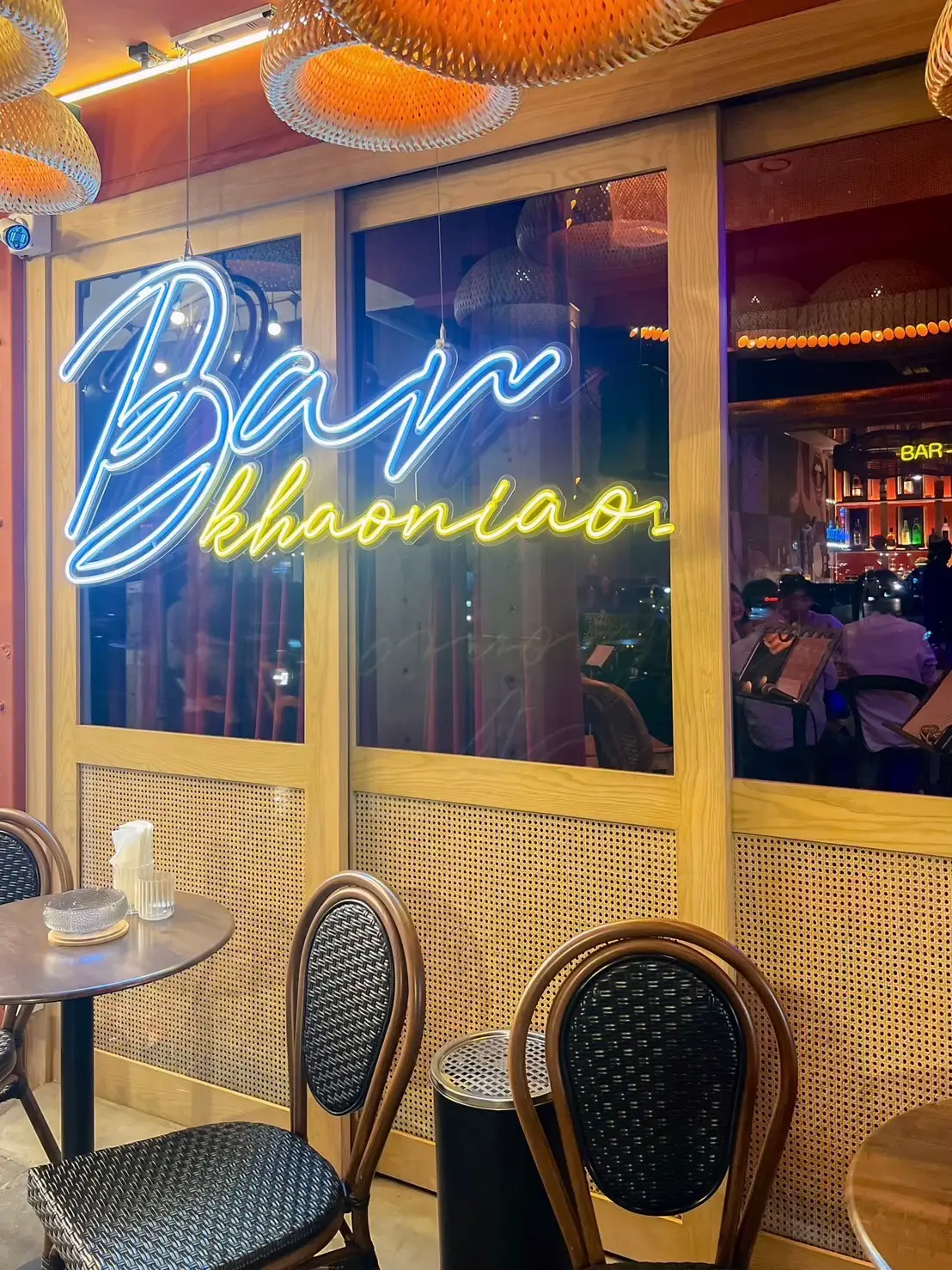  Secret bar in northeast restaurant, gold line 🍷🌃 Gallery posted by