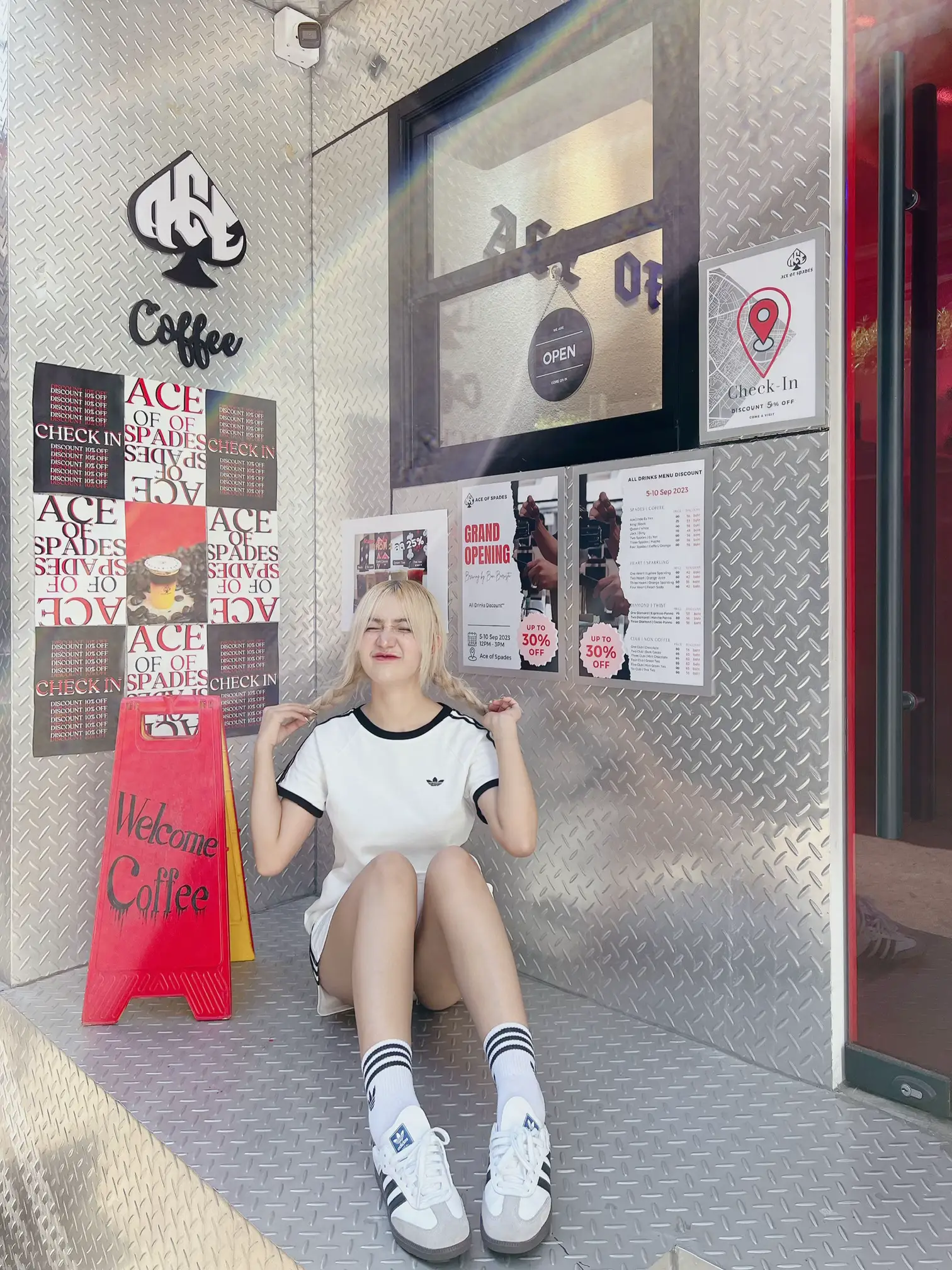 𝐁𝐞𝐬𝐭 𝐂𝐚𝐟𝐞 I 𝐄𝐏𝟏 𝐀𝐂𝐄 𝐎𝐅 𝐒𝐏𝐀𝐃𝐄𝐒 ♣️ แกลเลอรีที่โพสต์โดย __thechina Lemon8