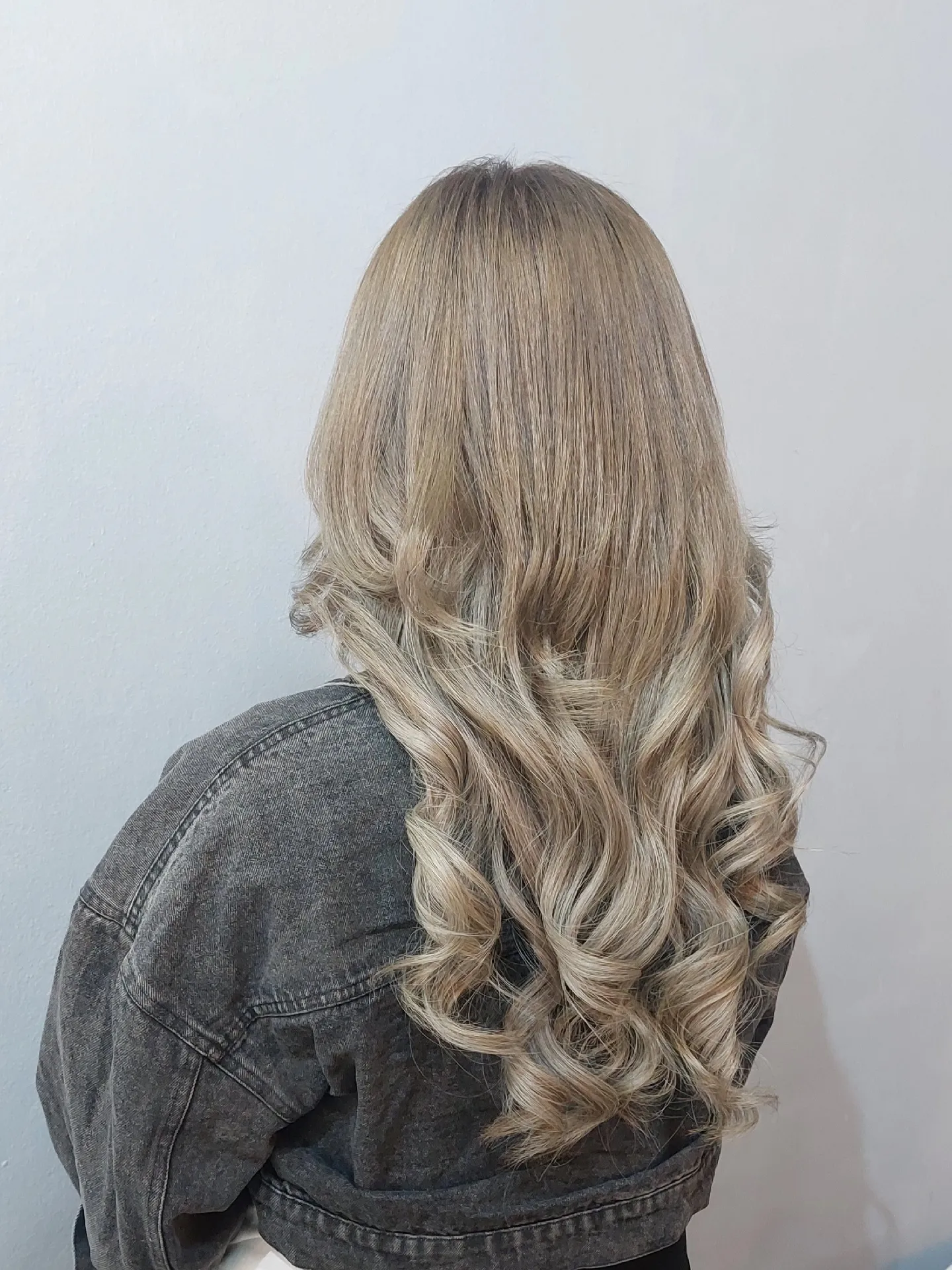 plean_plean โพสต์ผลงานแล้ว ดูแ แกลเลอรีที่โพสต์โดย เพลินๆเสริมสวย