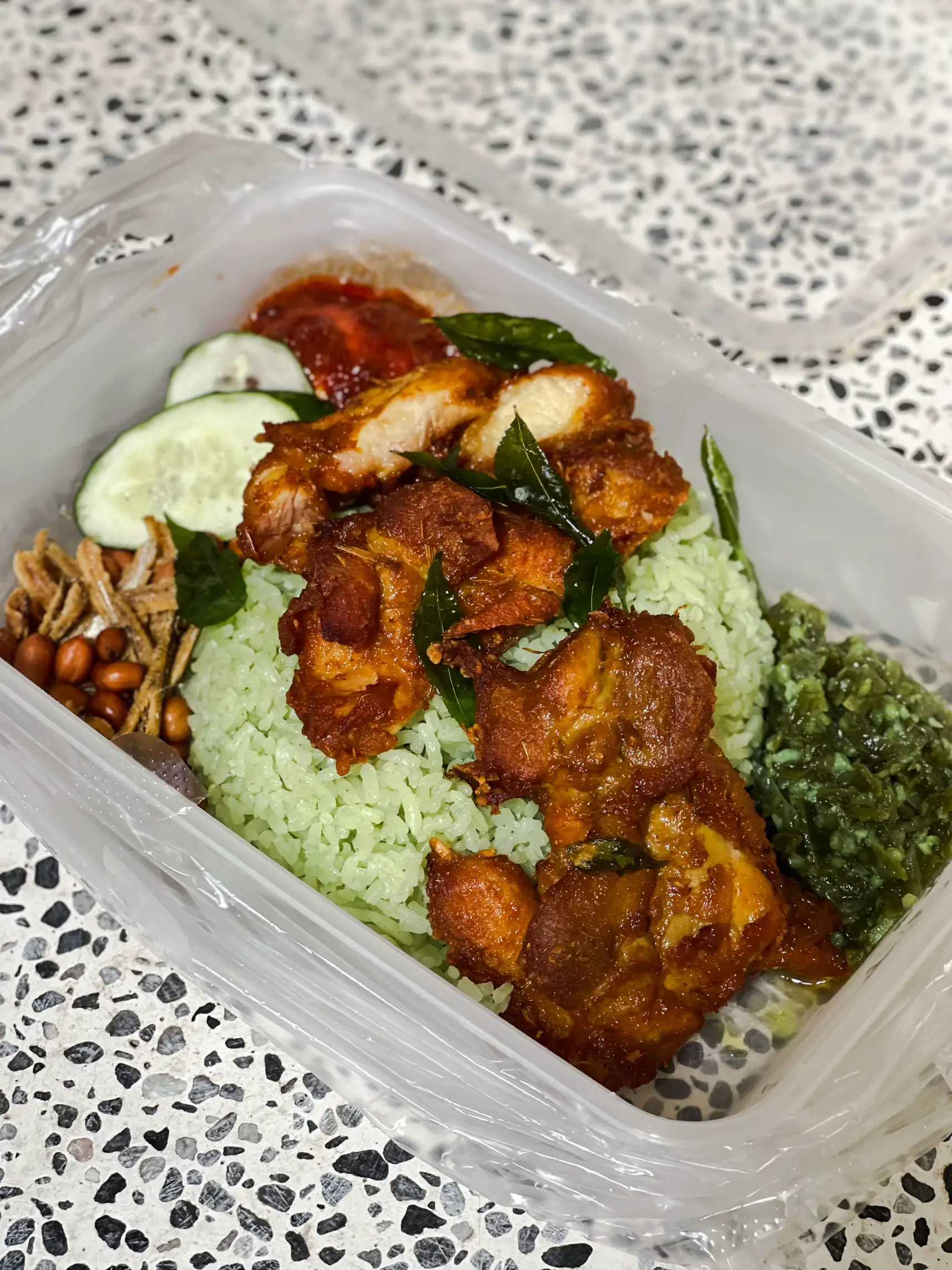 Green Chili Nasi Lemak / Turmeric Rice Rep Plz แกลเลอรีที่โพสต์โดย