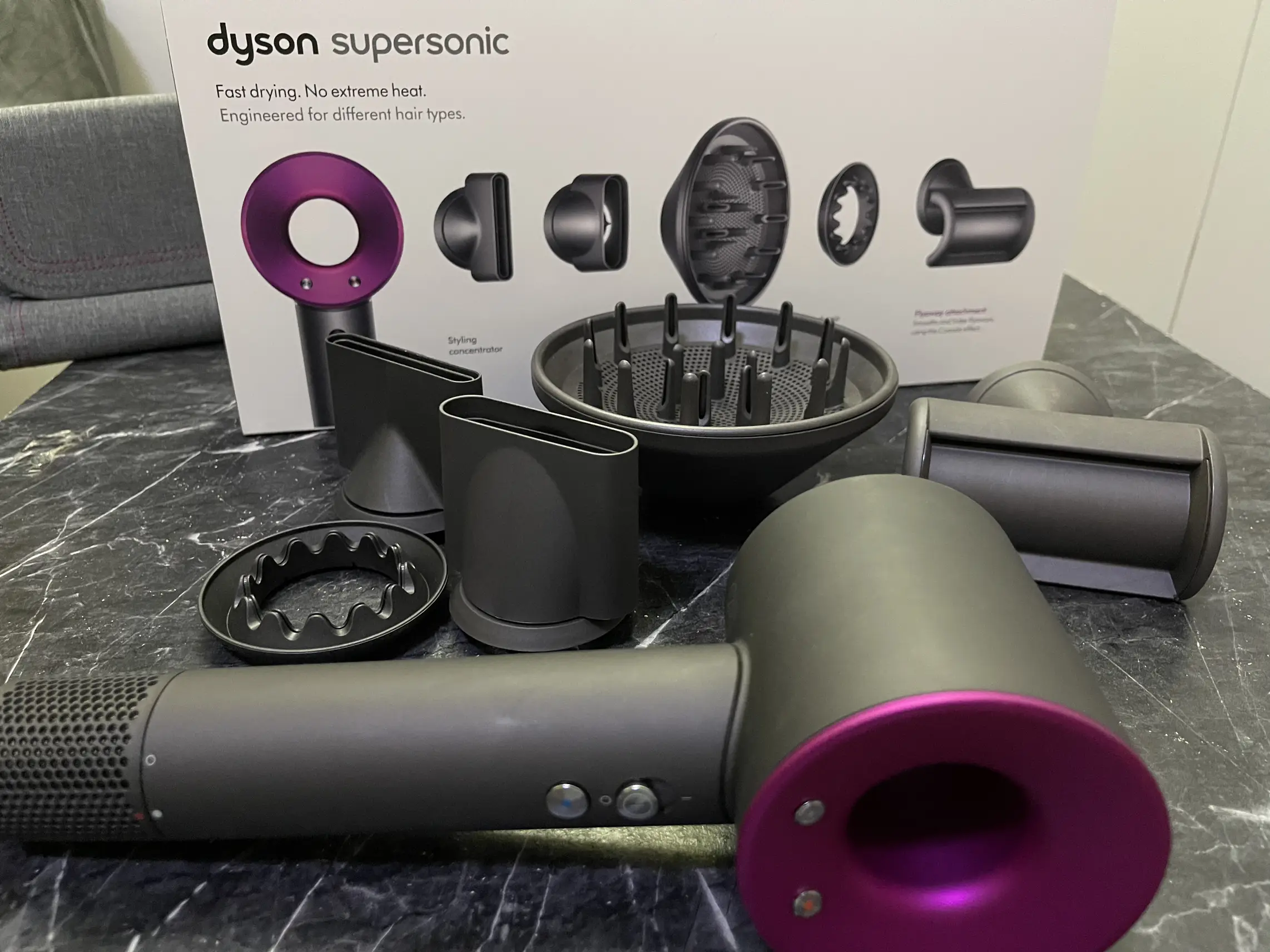 DYSON SUPERSONIC HAIR DRYER STAND UNBOXING 