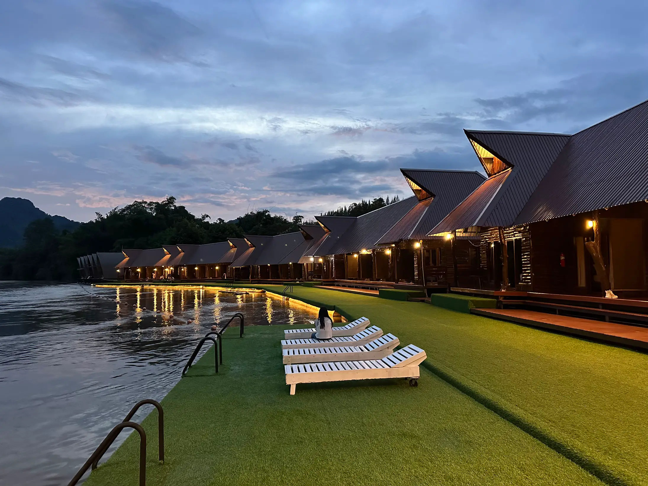 saiyok mantra resort สายน้ำ ภูเขา และหมูกะทะ | แกลเลอรีที่โพสต์โดย ...