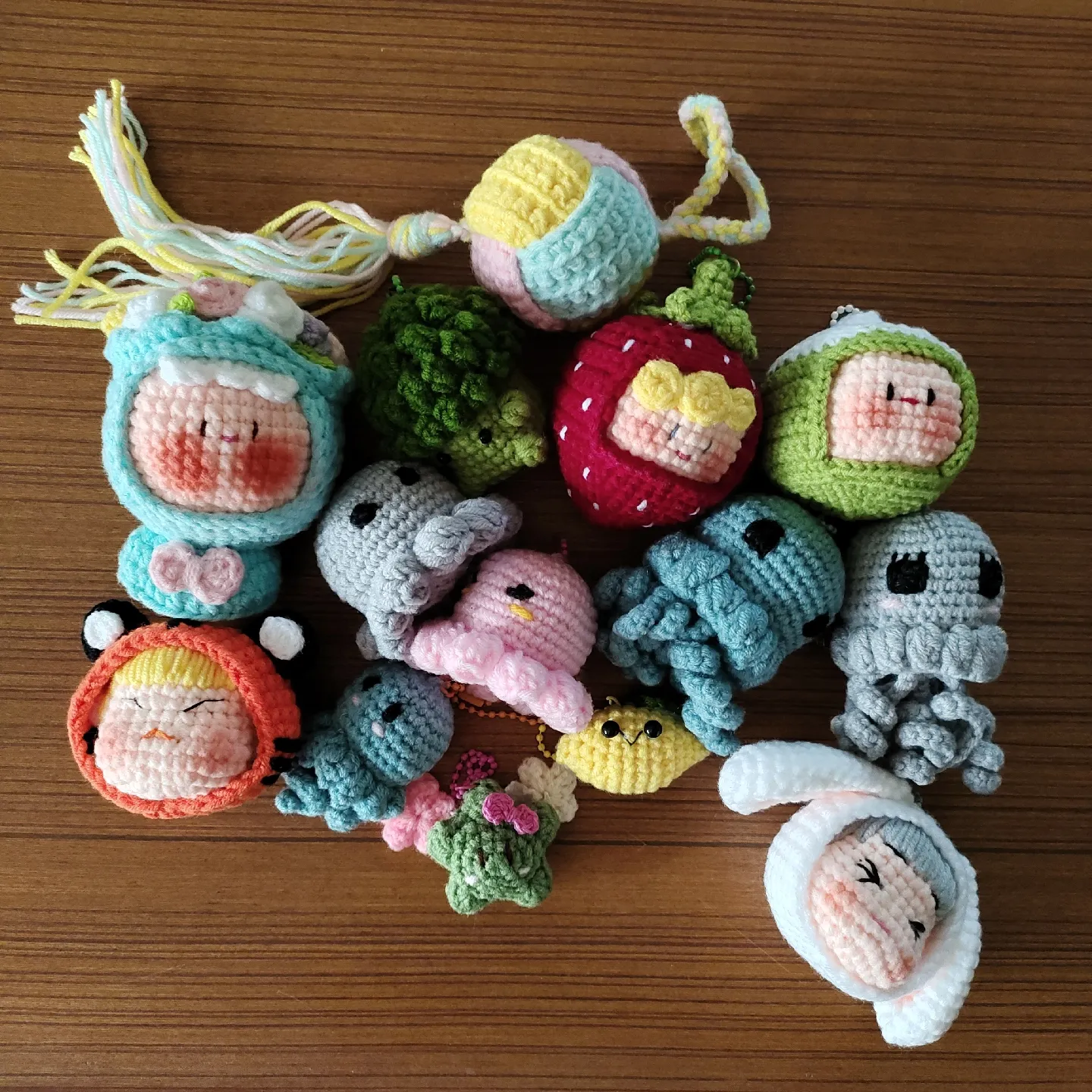 Crochet on sale keychain ideas