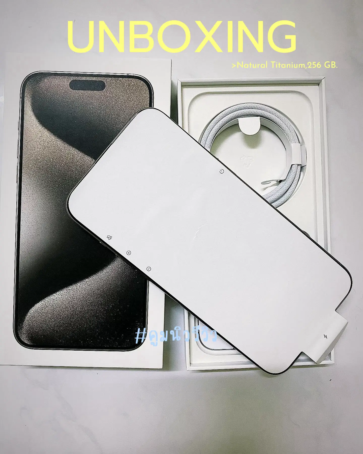 iPhone 15 Pro (Natural Titanium) Unboxing 