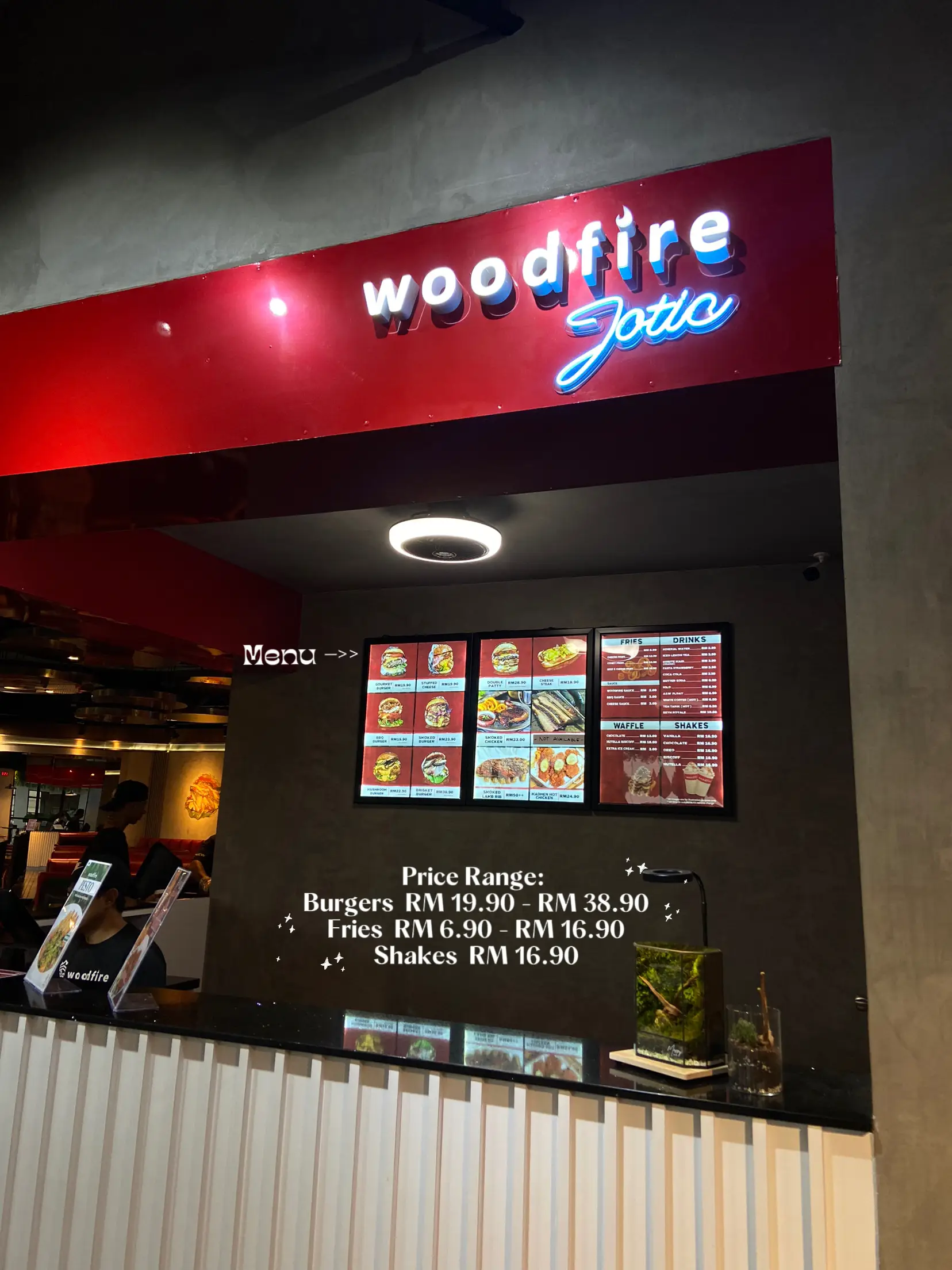 Must try the best & juiciest burgers in JB! 🤤